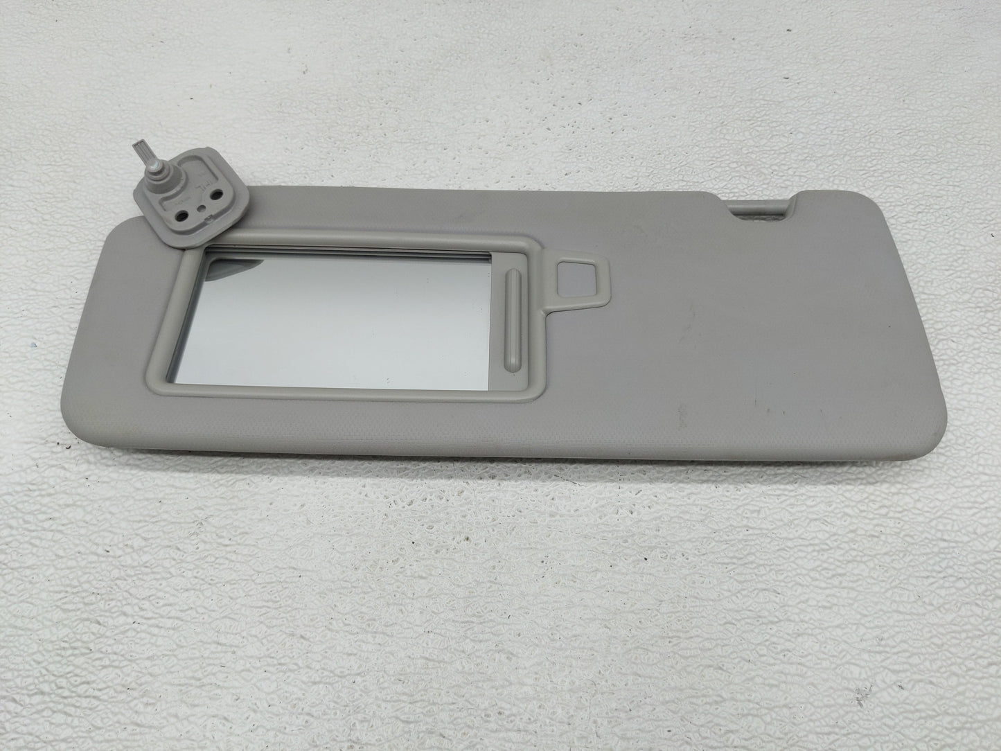 2016-2018 Hyundai Tucson Sun Visor Shade Replacement Driver Left Mirror Fits Fits 2016 2017 2018 OEM Used Auto Parts - Oemus