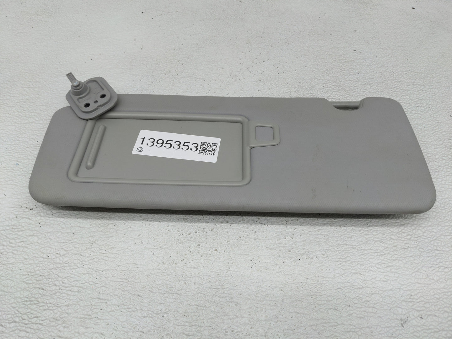 2016-2018 Hyundai Tucson Sun Visor Shade Replacement Driver Left Mirror Fits Fits 2016 2017 2018 OEM Used Auto Parts - Oemus