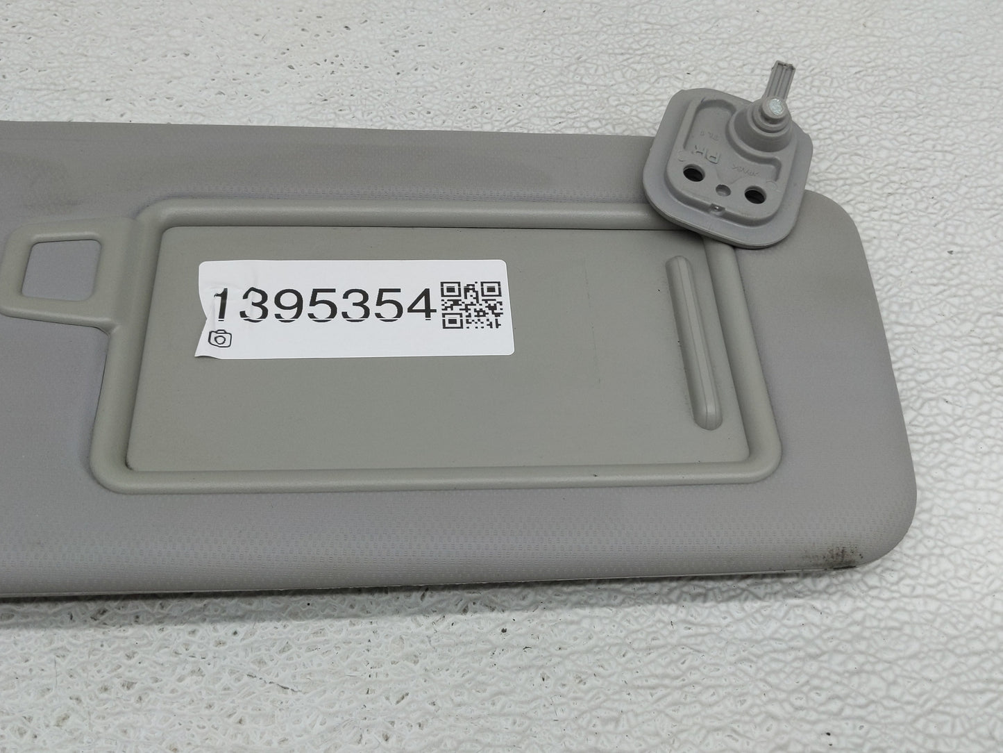 2016-2021 Hyundai Tucson Sun Visor Shade Replacement Passenger Right Mirror Fits Fits 2016 2017 2018 2019 2020 2021 OEM Used