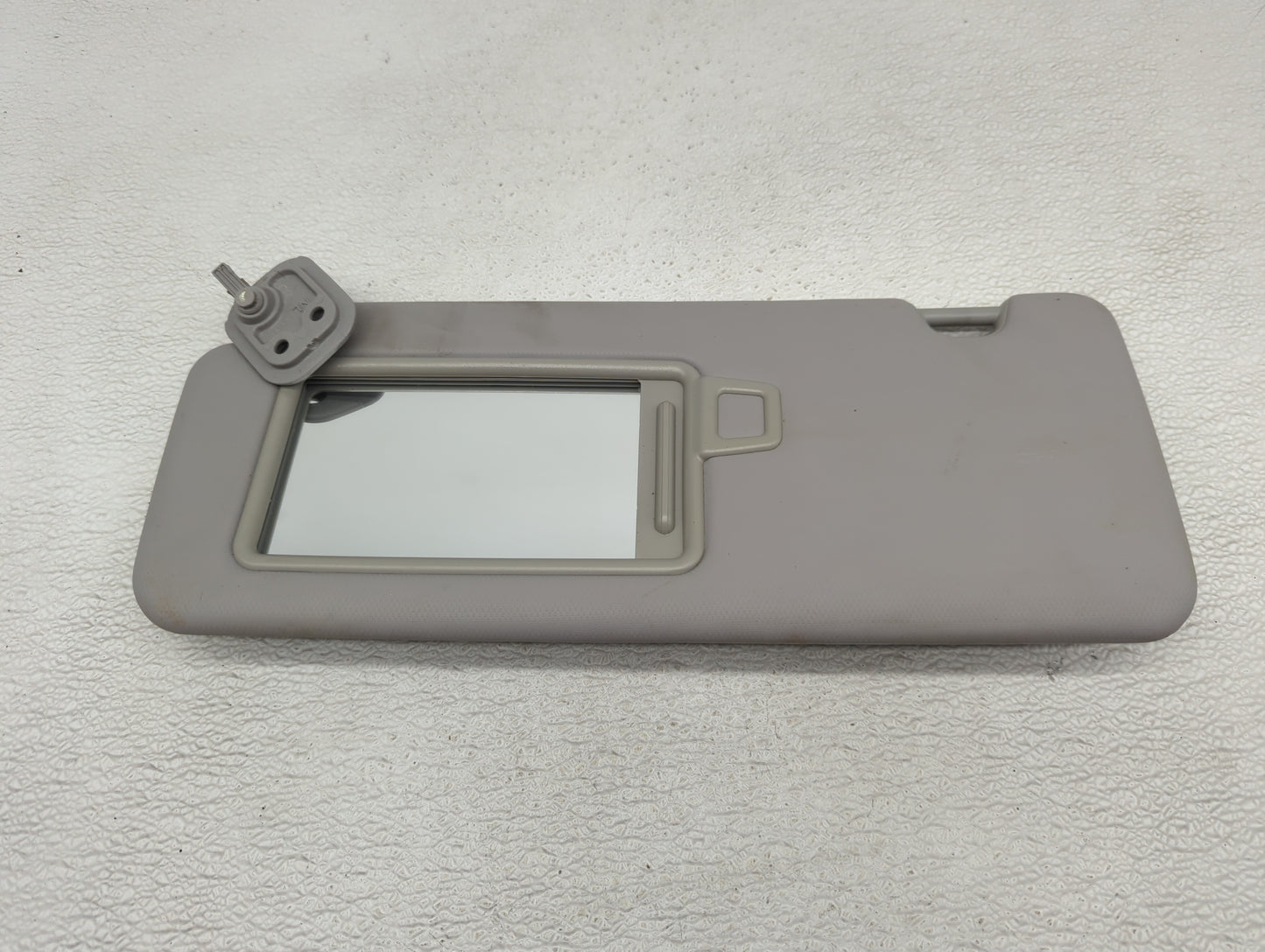 2016-2018 Hyundai Tucson Sun Visor Shade Replacement Driver Left Mirror Fits Fits 2016 2017 2018 OEM Used Auto Parts - Oemus