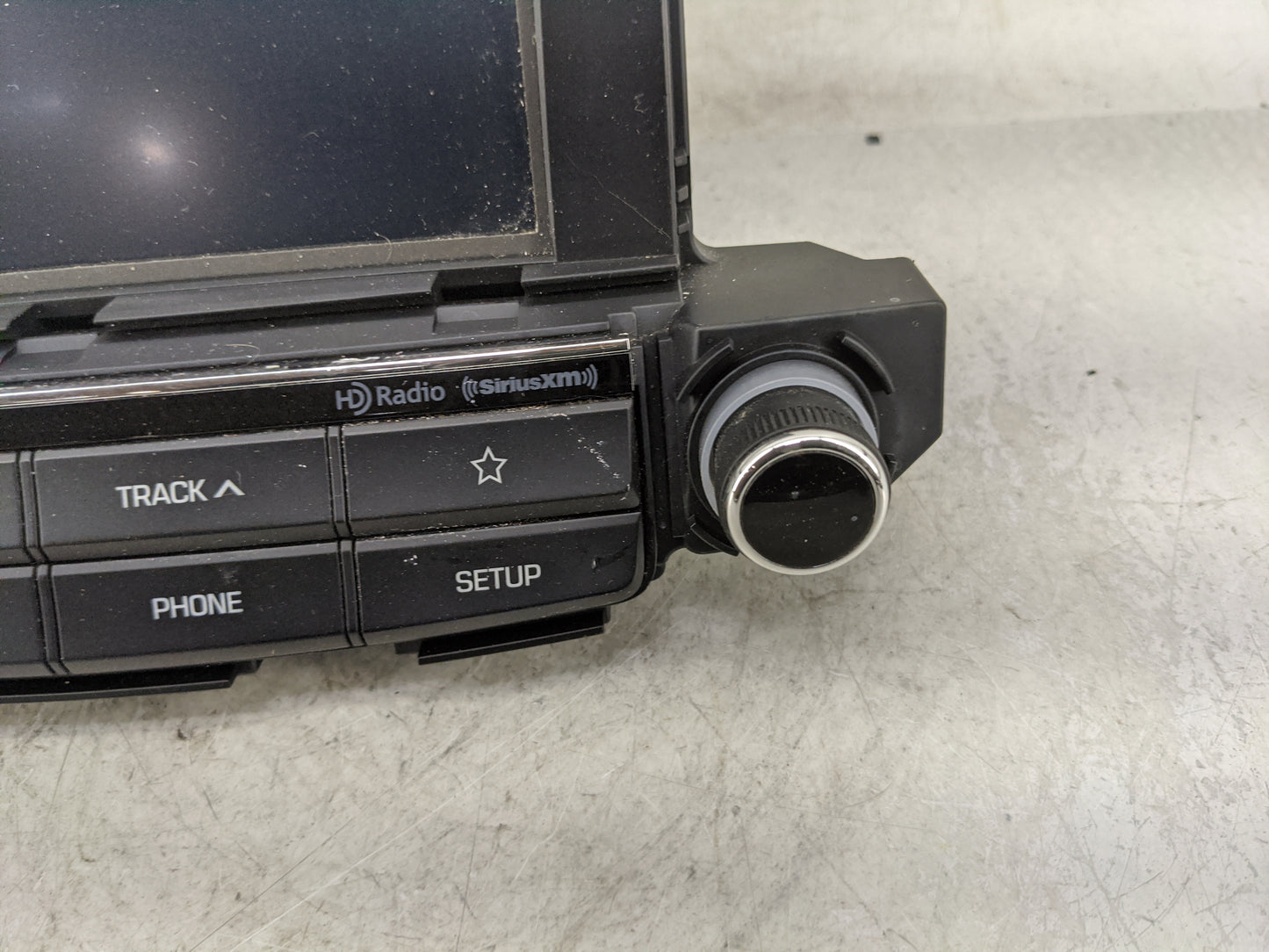 2018 Hyundai Tucson Radio AM FM Cd Player Receiver Replacement P/N:96160-D31004X Fits OEM Used Auto Parts - Oemusedautoparts