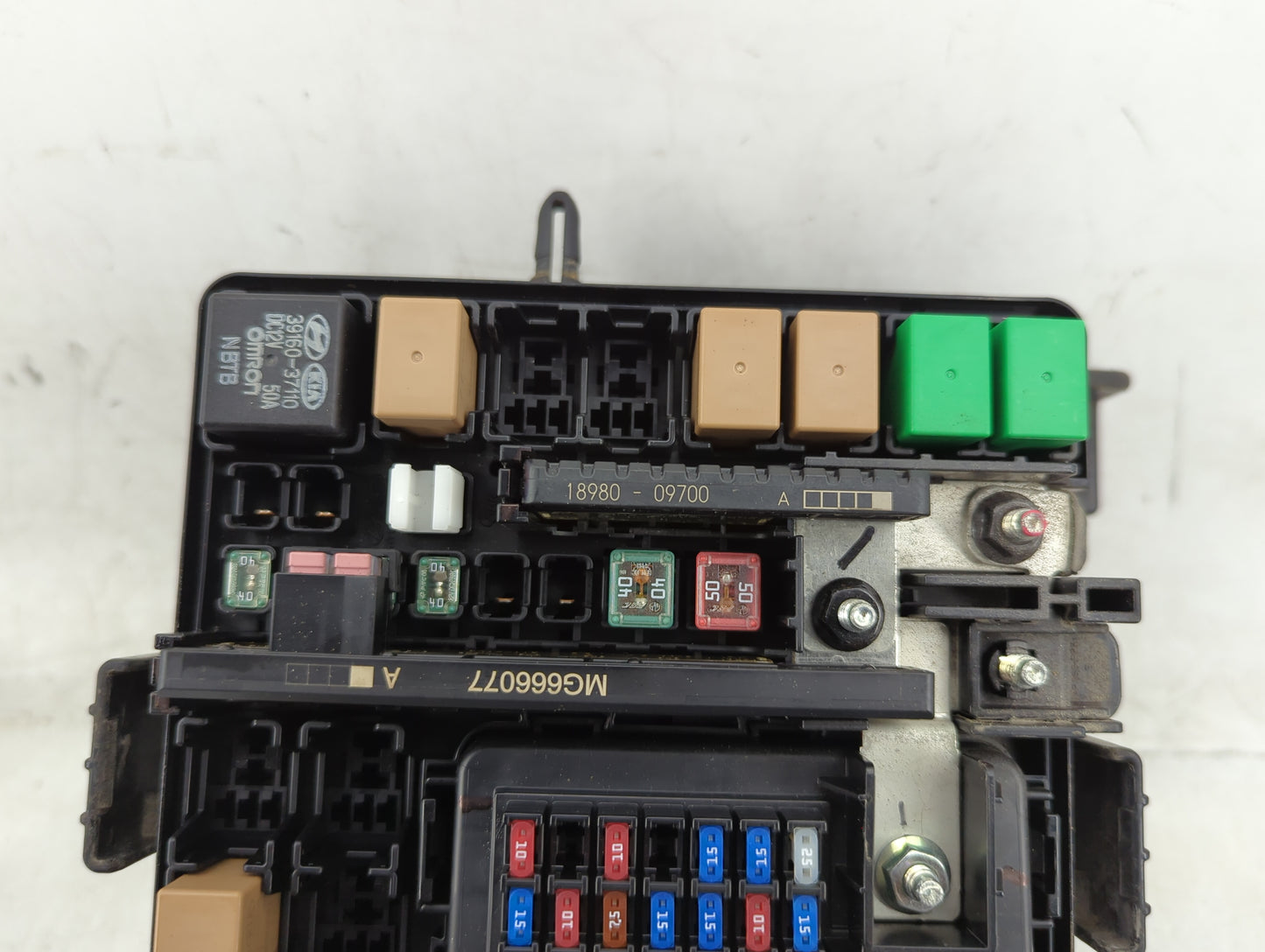 2016-2018 Hyundai Tucson Fusebox Fuse Box Panel Relay Module P/N:91941-D3023 Fits Fits 2016 2017 2018 OEM Used Auto Parts - 