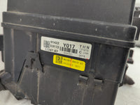 2016-2018 Hyundai Tucson Fusebox Fuse Box Panel Relay Module P/N:91422D3172 Fits Fits 2016 2017 2018 OEM Used Auto Parts - O