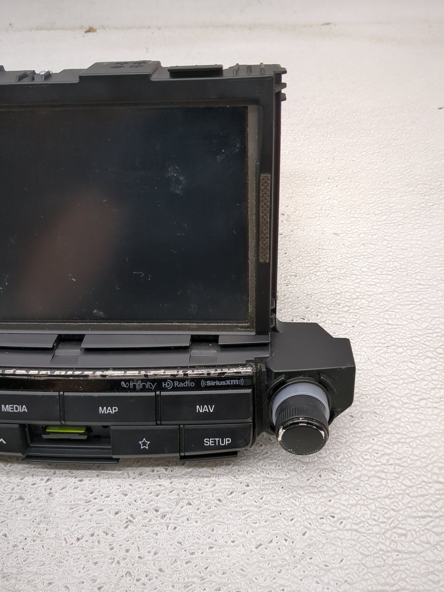 2018 Hyundai Tucson Radio AM FM Cd Player Receiver Replacement P/N:ATC42D3AN 96560D3504X, TQB-ATC42D3AN Fits OEM Used Auto P