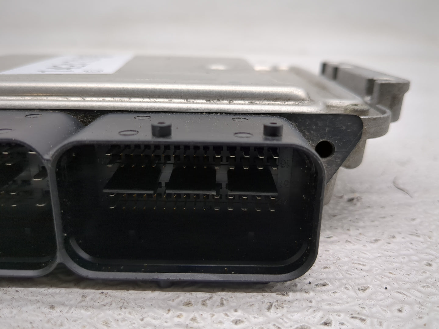 2016-2018 Hyundai Tucson PCM Engine Control Computer ECU ECM PCU OEM P/N:0 261 S20 39175-2BTA7 Fits Fits 2016 2017 2018 OEM 