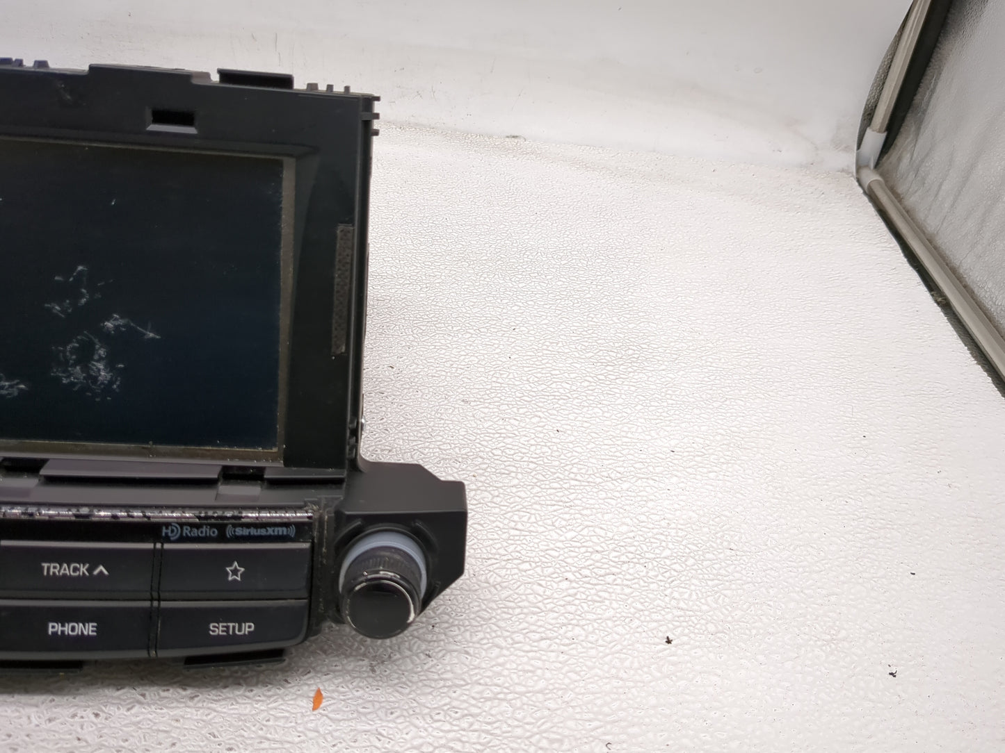 2018 Hyundai Tucson Radio AM FM Cd Player Receiver Replacement P/N:96180-D33004X Fits OEM Used Auto Parts - Oemusedautoparts