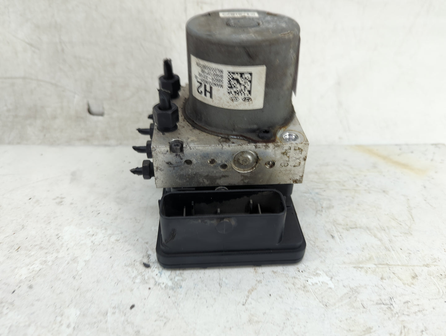 2016-2018 Hyundai Tucson ABS Pump Control Module Replacement P/N:BE6003P100 58920-D3100, A1000700ARJ Fits Fits 2016 2017 201