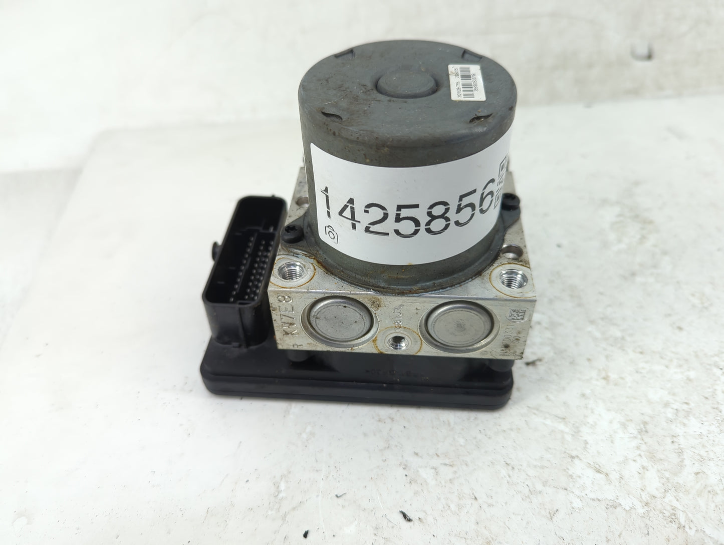 2016-2018 Hyundai Tucson ABS Pump Control Module Replacement P/N:BE6003P100 58920-D3100, 58920-D3160 Fits Fits 2016 2017 201