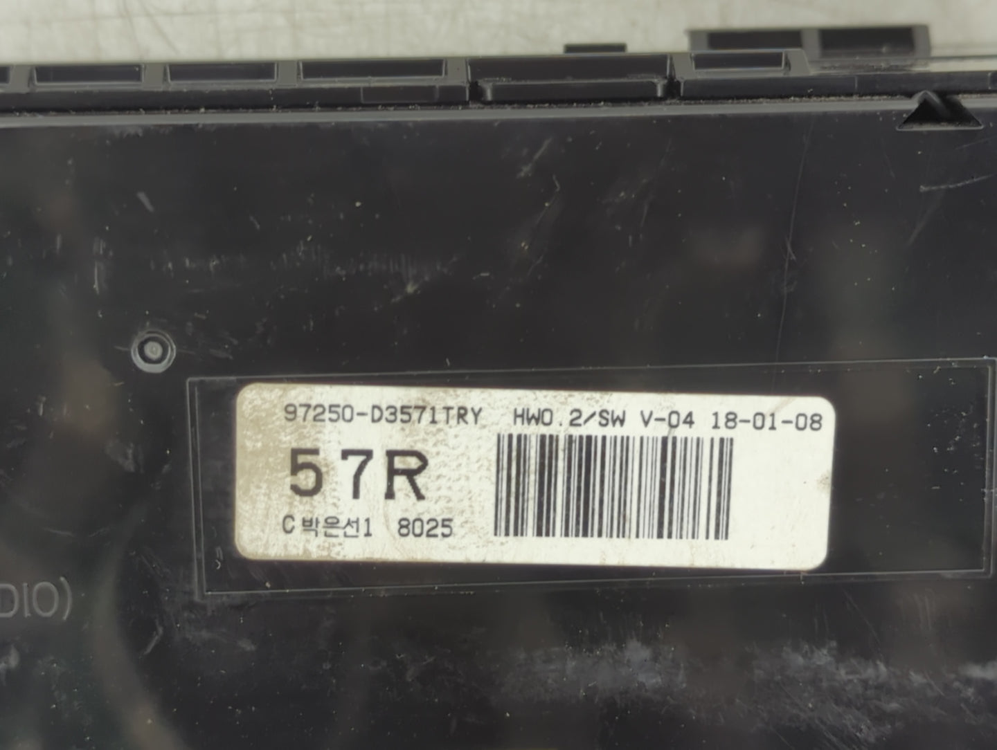 2016-2018 Hyundai Tucson Climate Control Module Temperature AC/Heater Replacement P/N:97250-D3571 Fits Fits 2016 2017 2018 O