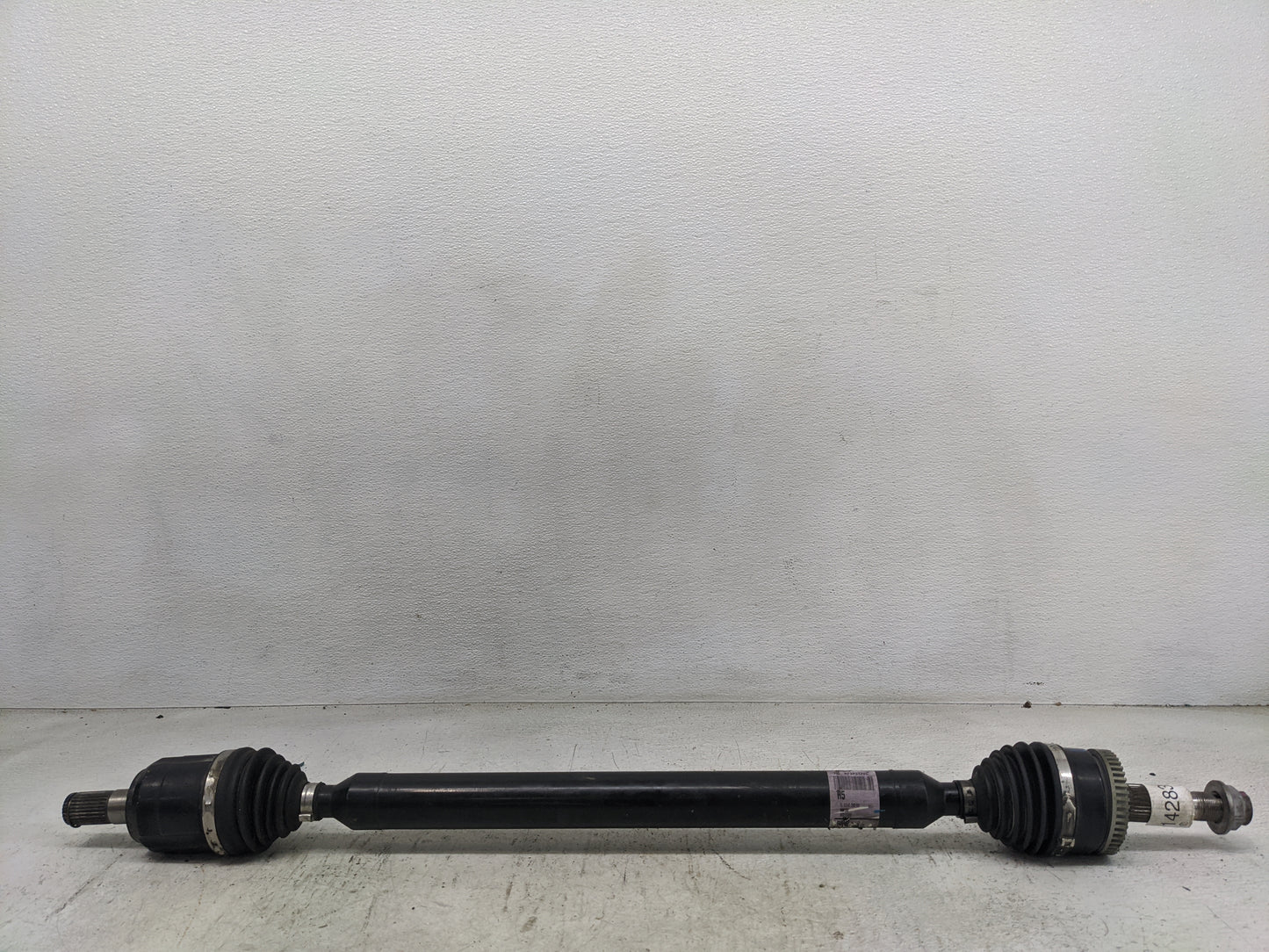 2016-2021 Hyundai Tucson Axle Shaft Front Passenger Cv C/v - Oemusedautoparts1.com