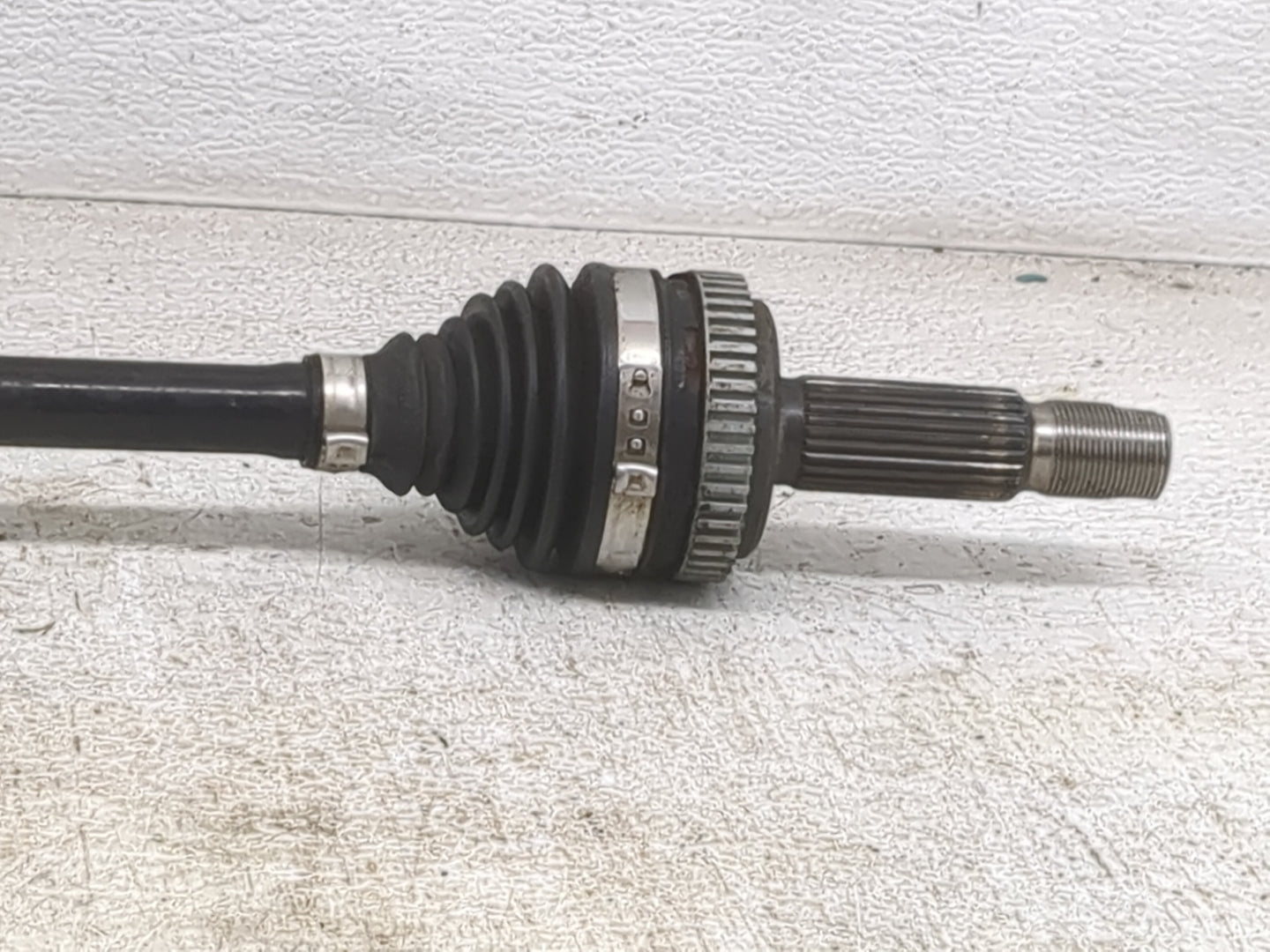 2016-2021 Hyundai Tucson Axle Shaft Rear Driver Cv C/v 1428424 - Oemusedautoparts1.com