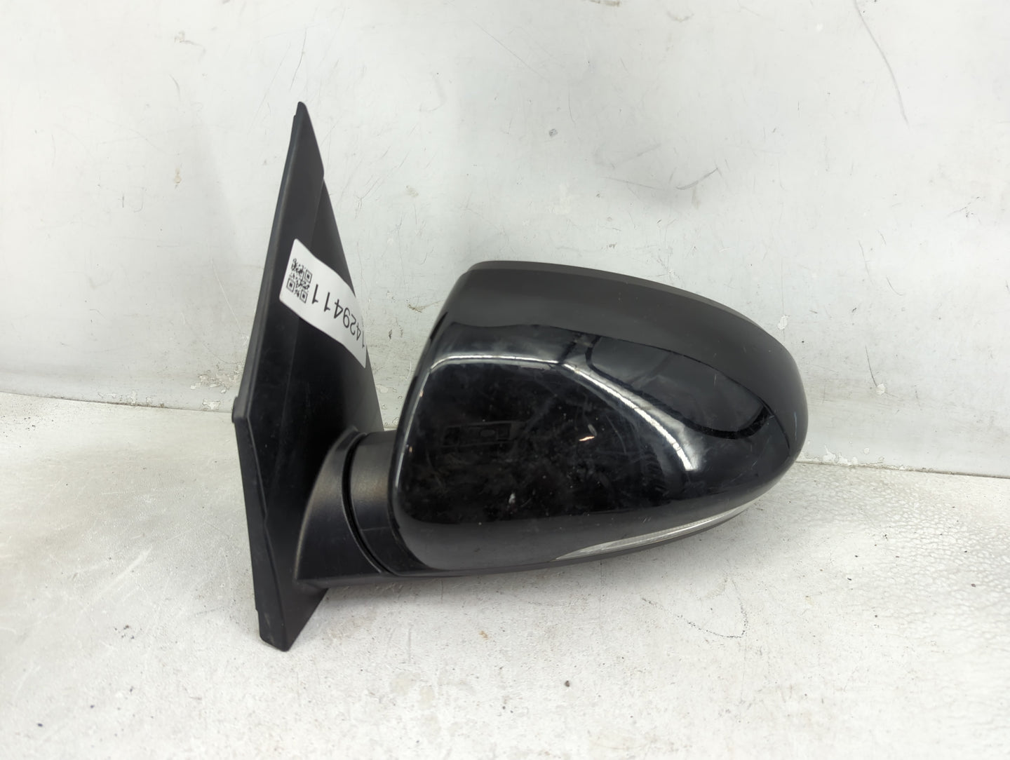 2016-2018 Hyundai Tucson Driver Side View Mirror - Left Door Mirror OEM Used - Oemusedautoparts1.com