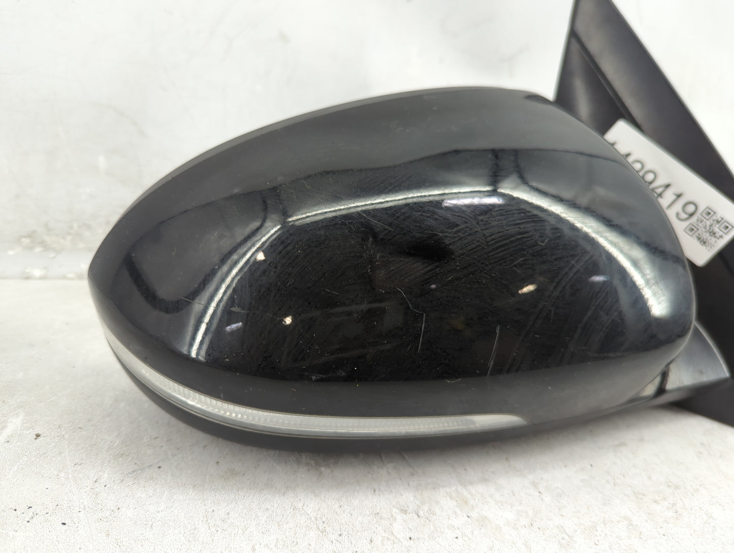 2016-2018 Hyundai Tucson Passenger Side View Mirror - Right Door Mirror OEM Used - Oemusedautoparts1.com