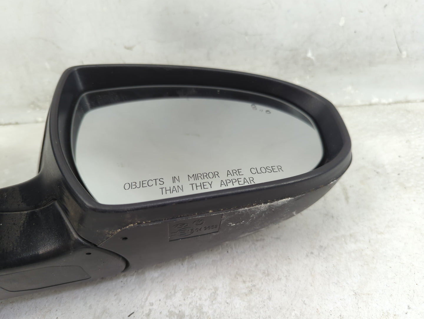 2016-2018 Hyundai Tucson Passenger Side View Mirror - Right Door Mirror OEM Used - Oemusedautoparts1.com