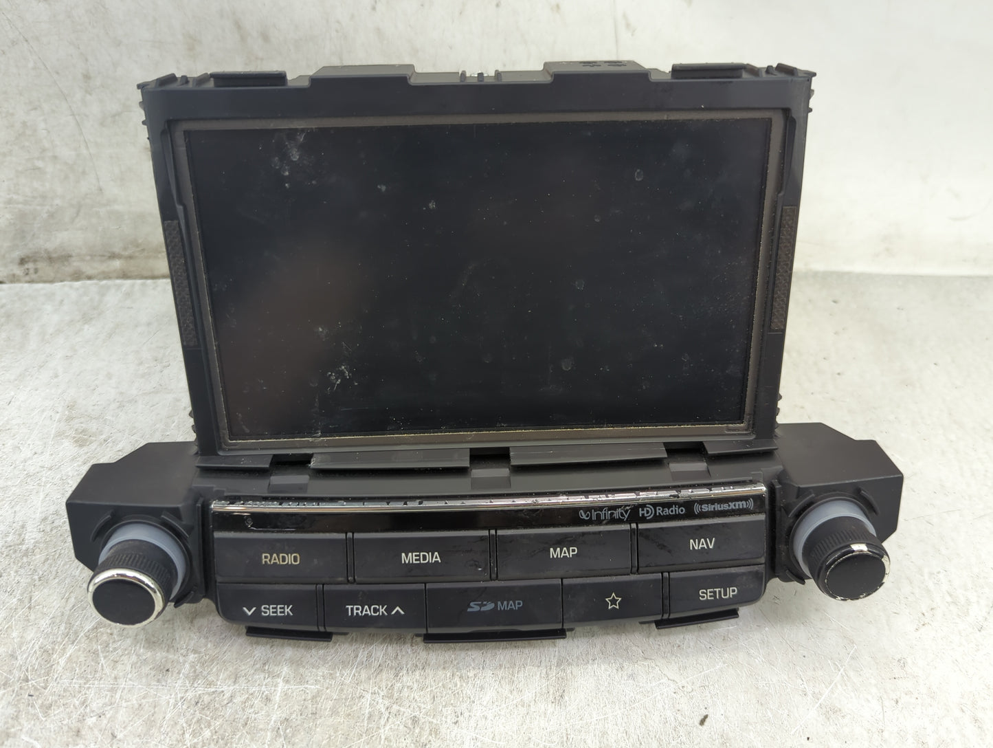 2018 Hyundai Tucson Radio AM FM Cd Player Receiver Replacement P/N:96560-D3350-4X AT1C4203AN Fits OEM Used Auto Parts - Oemu