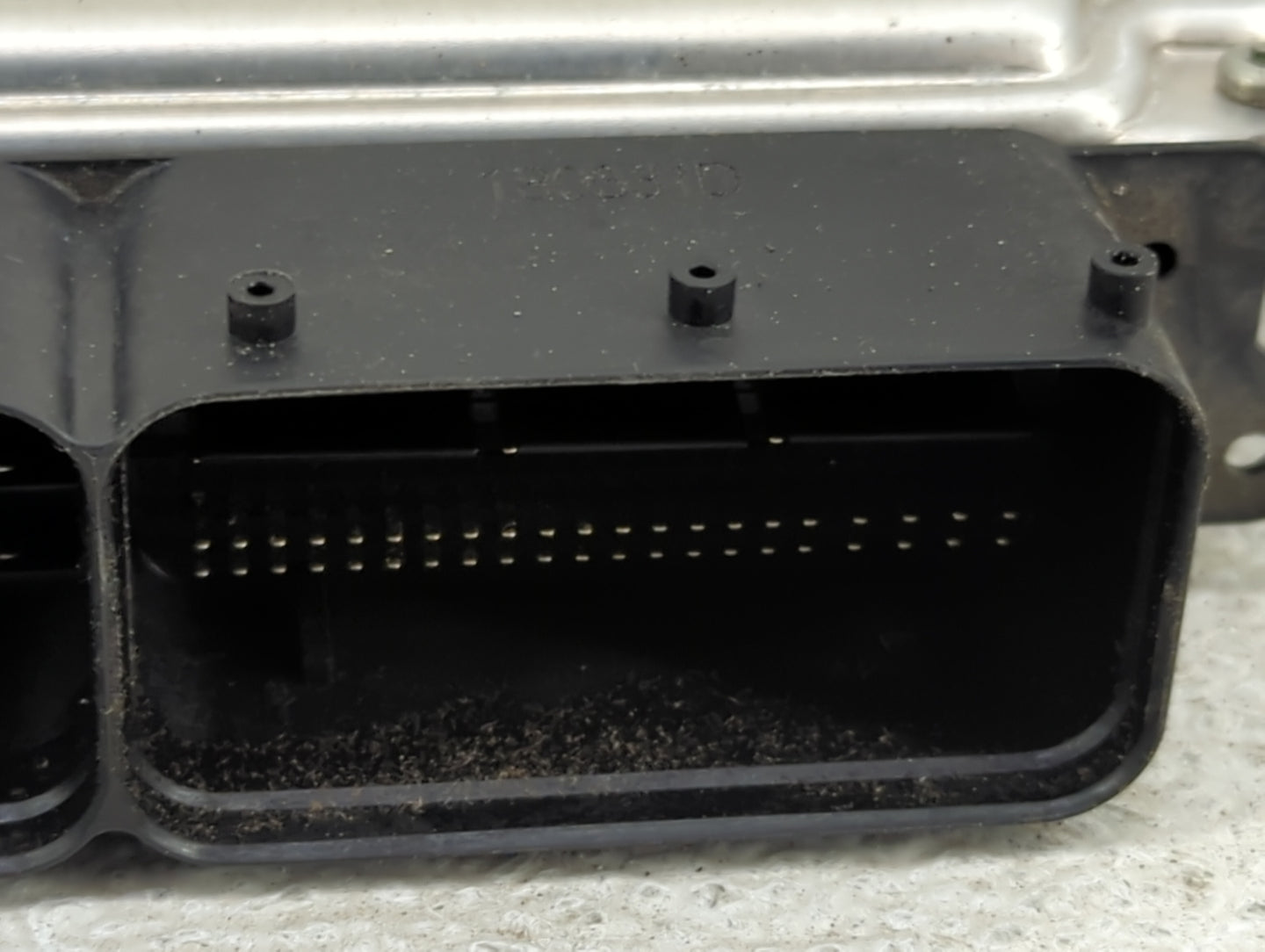 2016-2018 Hyundai Tucson PCM Engine Control Computer ECU ECM PCU OEM P/N:39133-2ETA9 0261S20745 Fits Fits 2016 2017 2018 OEM