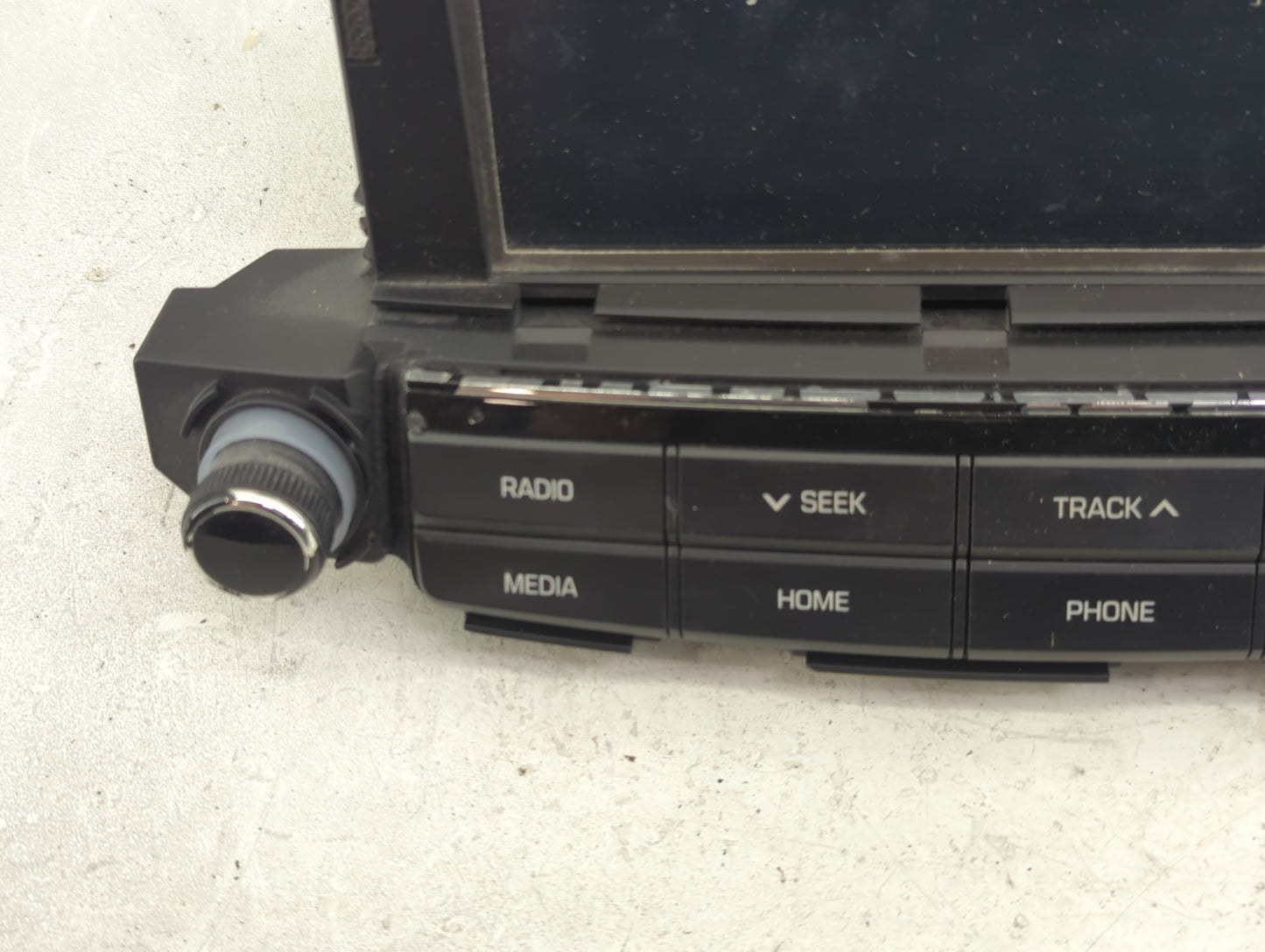 2018 Hyundai Tucson Radio AM FM Cd Player Receiver Replacement P/N:96160-D31004X Fits OEM Used Auto Parts - Oemusedautoparts
