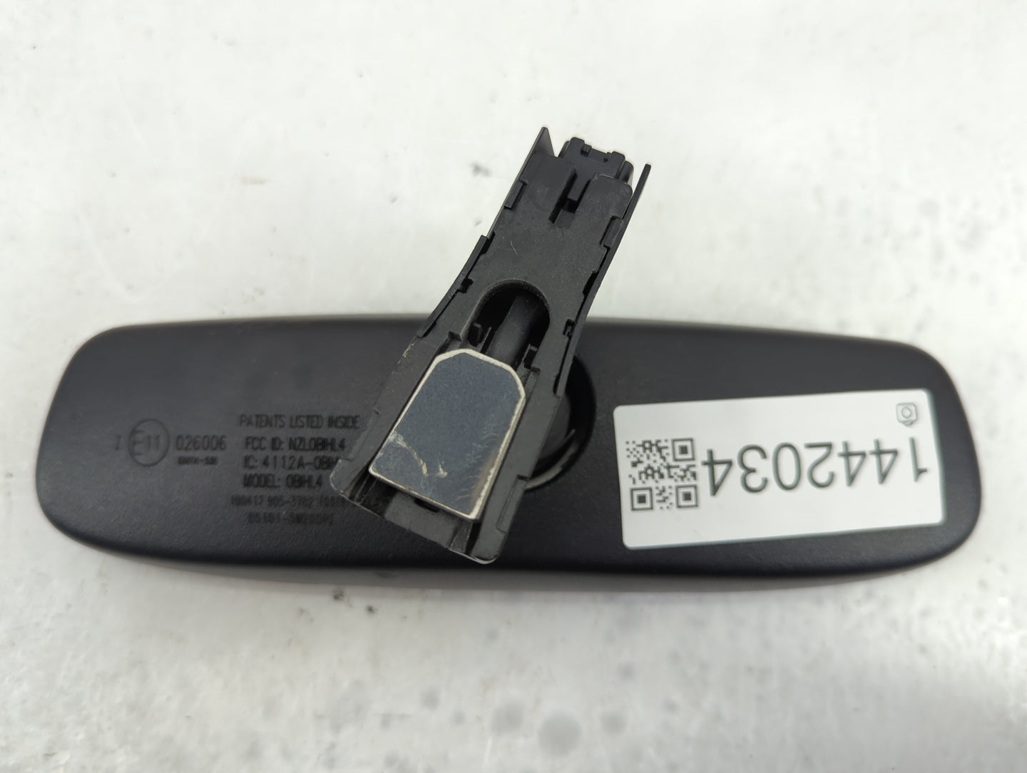 2014-2018 Hyundai Tucson Interior Rear View Mirror Replacement OEM P/N:4112A-0B1HL4 Fits OEM Used Auto Parts - Oemusedautopa
