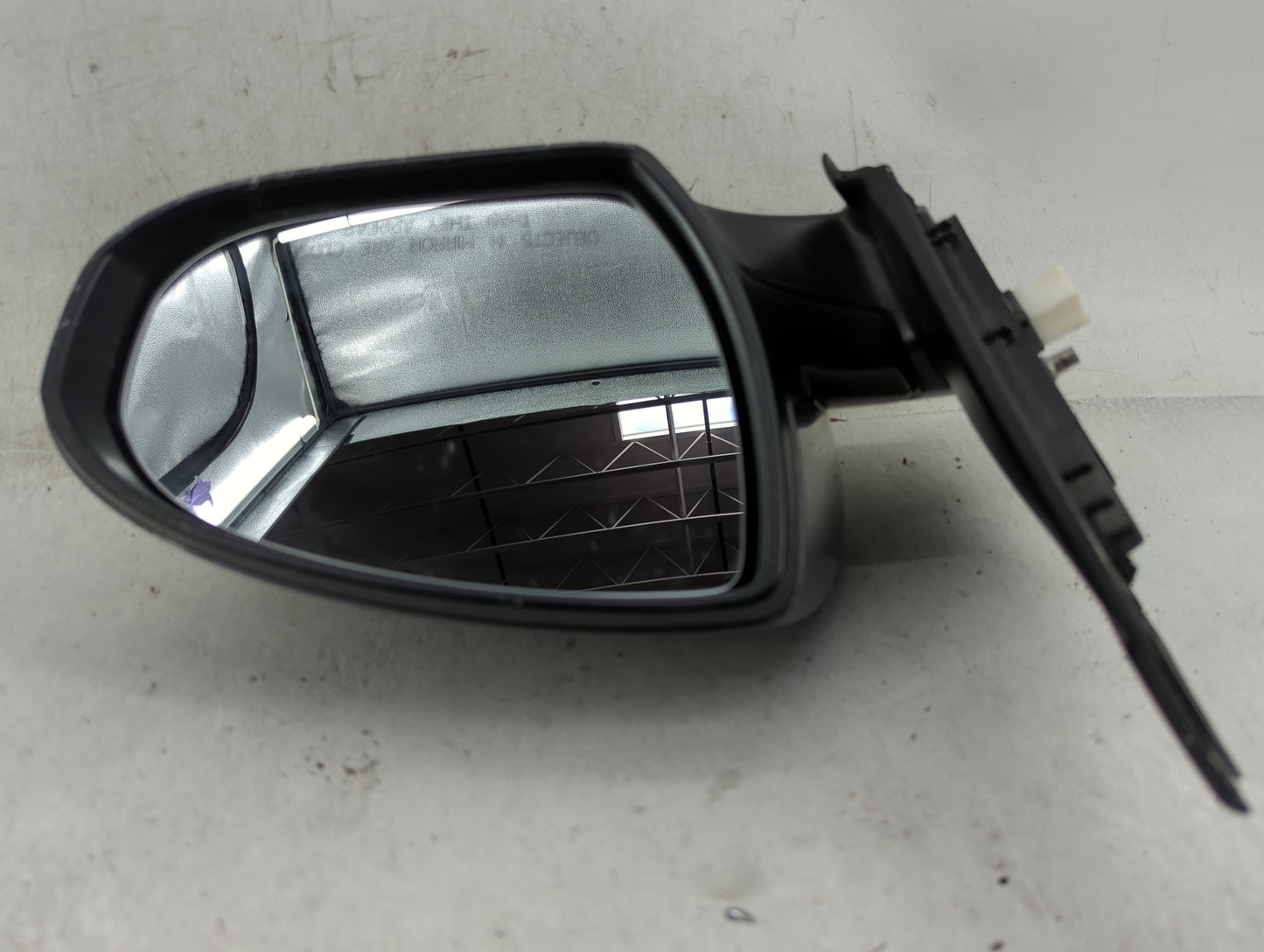 2016-2018 Hyundai Tucson Passenger Side View Mirror - Right Door Mirror OEM Used - Oemusedautoparts1.com