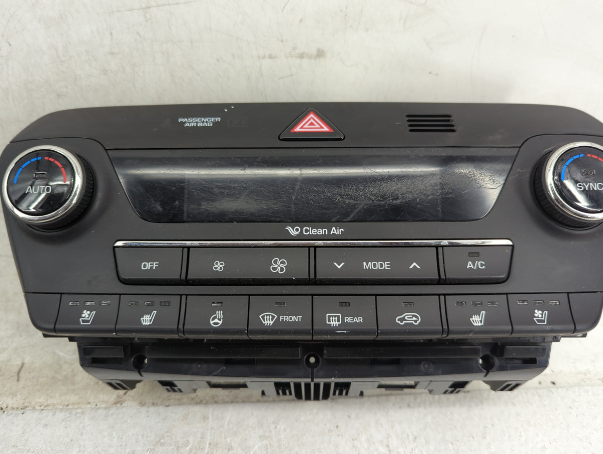 2018 Hyundai Tucson Climate Control Module Temperature AC/Heater Replacement P/N:97250-D3601YAK Fits OEM Used Auto Parts - O