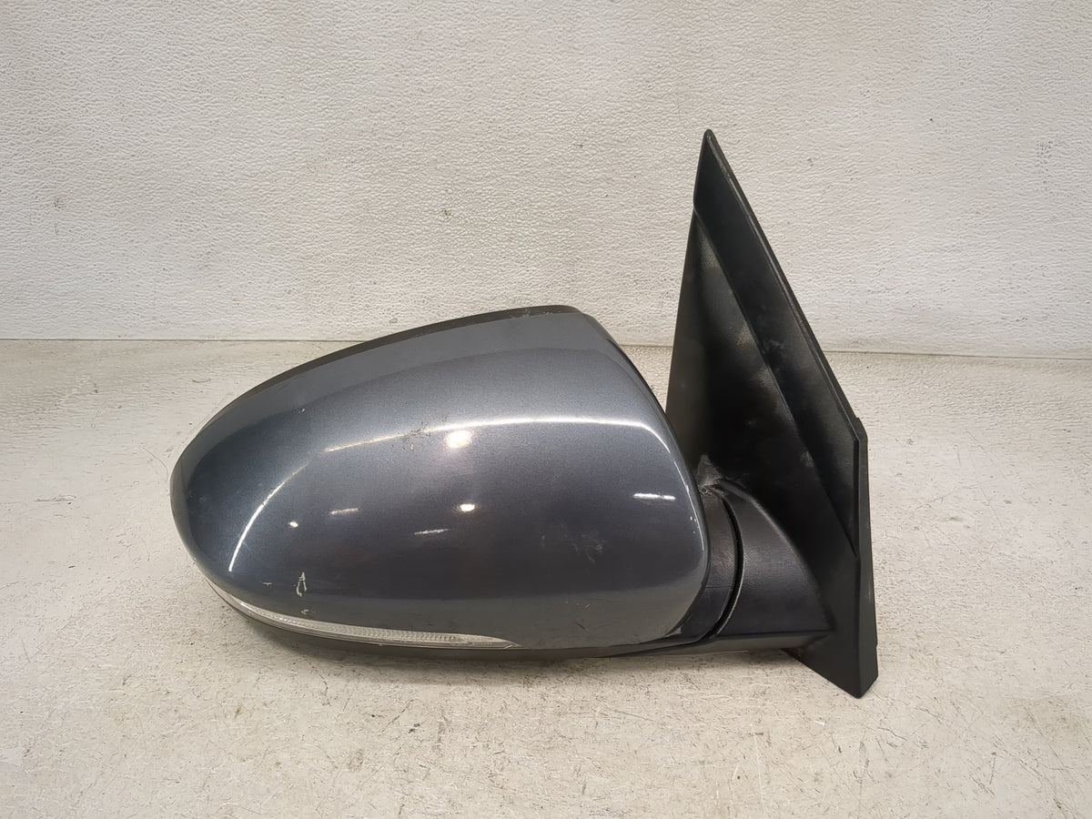 2016-2018 Hyundai Tucson Passenger Side View Mirror - Right Door Mirror OEM Used - Oemusedautoparts1.com