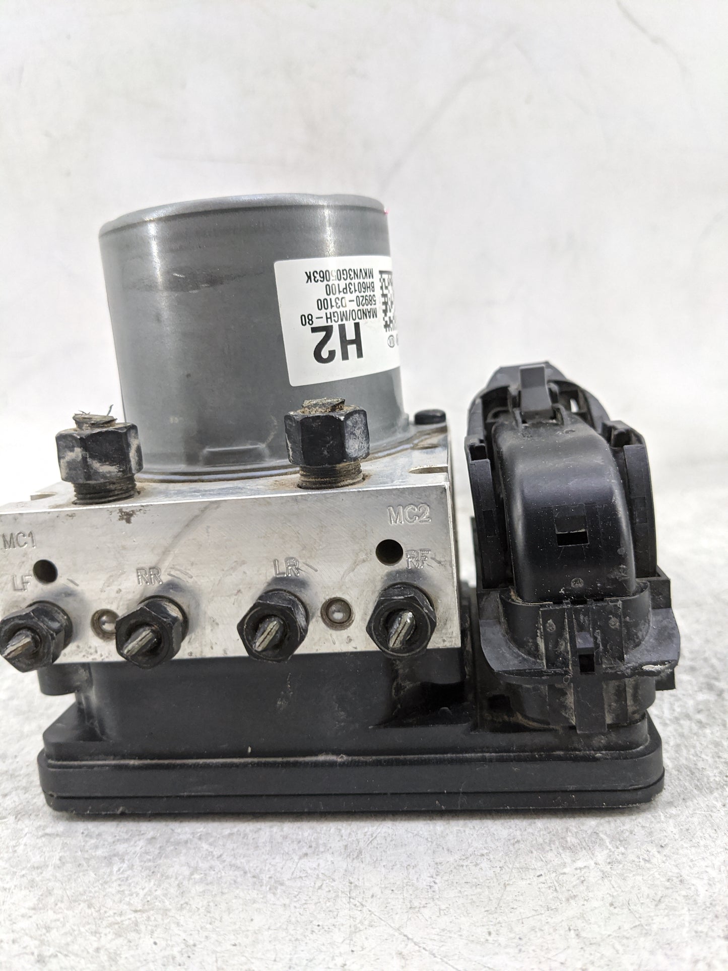 2016-2018 Hyundai Tucson ABS Pump Control Module Replacement P/N:58920-D3100 BE6003P100, 58920-D3108 Fits Fits 2016 2017 201