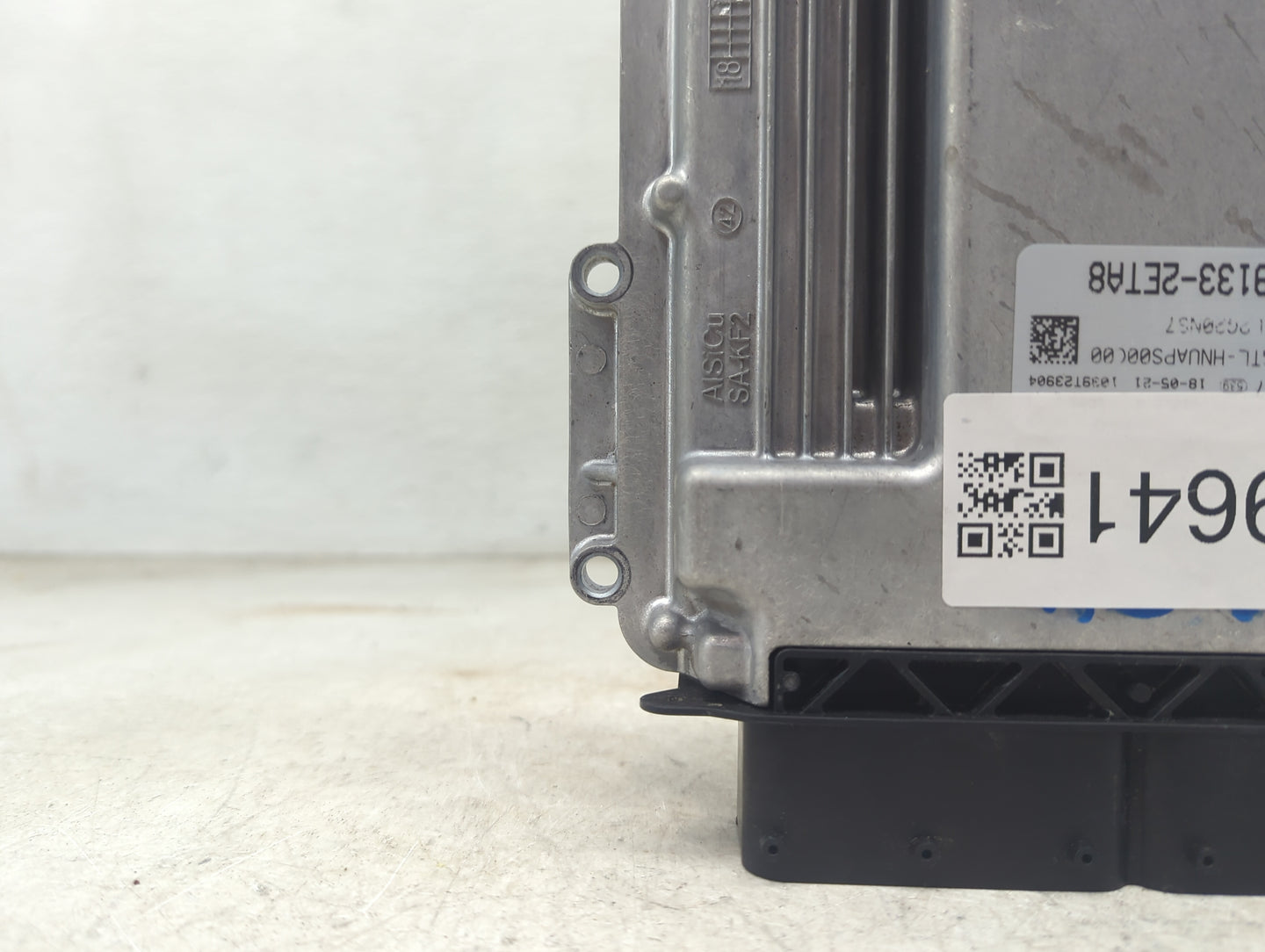 2016-2018 Hyundai Tucson PCM Engine Control Computer ECU ECM PCU OEM P/N:39133-2ETA8 GGTL-HNUAPS00K00 Fits Fits 2016 2017 20