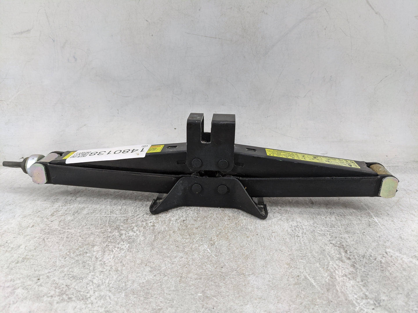 2018 Hyundai Tucson Spare Scissor Car Jack 1480138 - Oemusedautoparts1.com