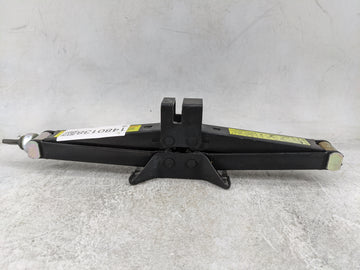 2018 Hyundai Tucson Spare Scissor Car Jack 1480138