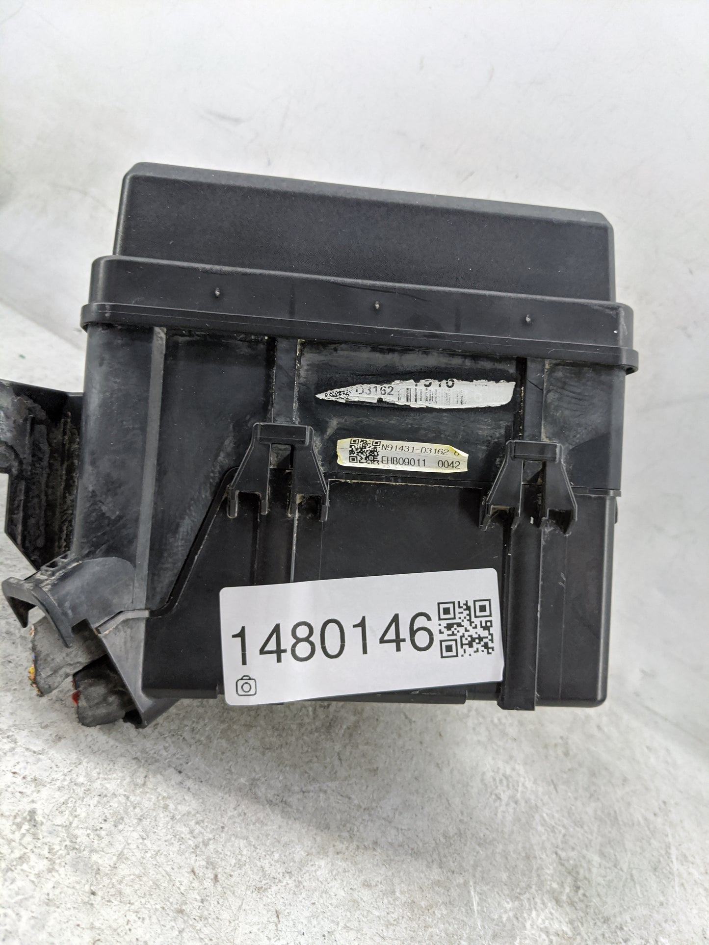 2016-2018 Hyundai Tucson Fusebox Fuse Box Panel Relay Module P/N:91941-D3023 91431-D3162 Fits Fits 2016 2017 2018 OEM Used A