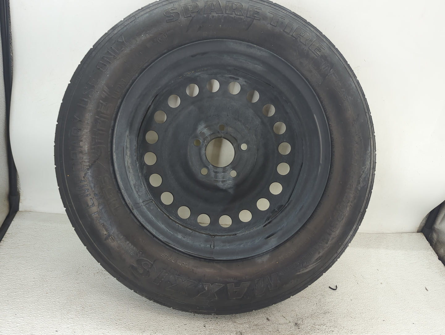 2016-2021 Hyundai Tucson Spare Donut Tire Wheel Rim Oem 1486951 - Oemusedautoparts1.com