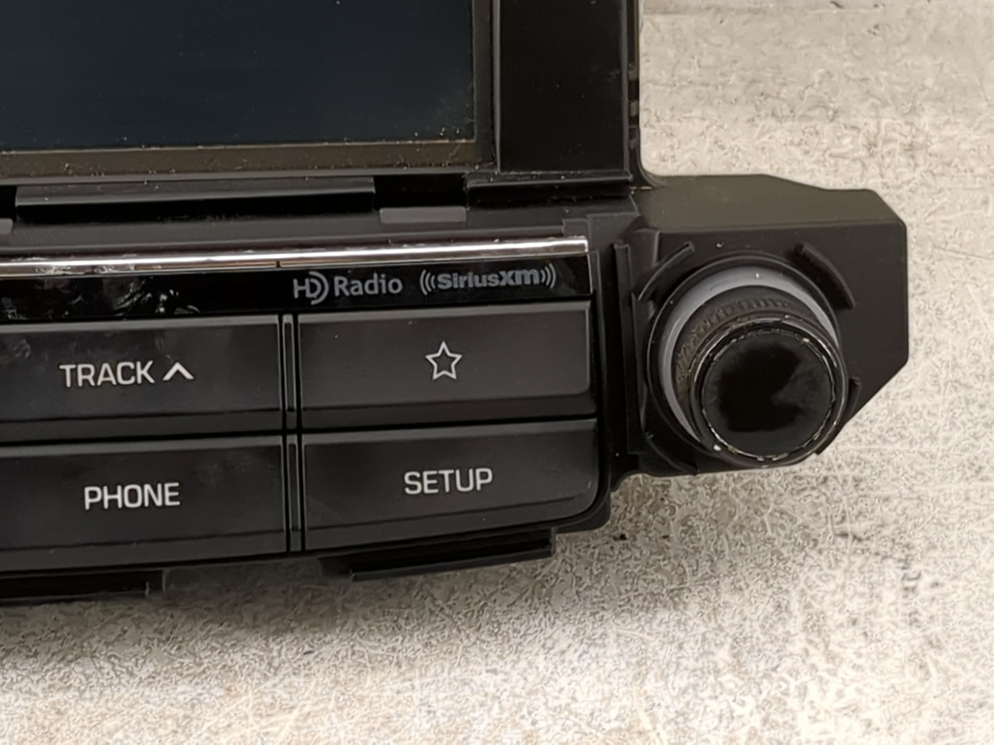 2018 Hyundai Tucson Radio AM FM Cd Player Receiver Replacement P/N:96160-D31004X ADB40D3AN, TQ8-ADB40D3AN Fits OEM Used Auto
