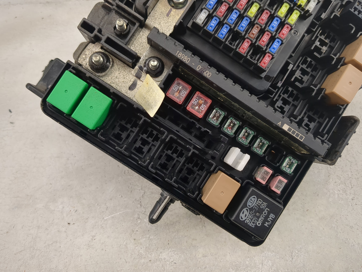 2016-2018 Hyundai Tucson Fusebox Fuse Box Panel Relay Module P/N:91431-D3022-64 N91431-D3022 Fits Fits 2016 2017 2018 OEM Us