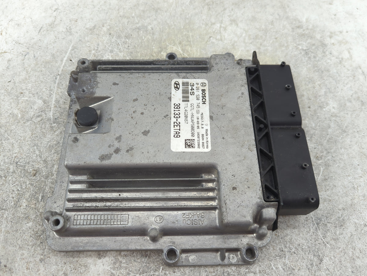 2016-2018 Hyundai Tucson PCM Engine Control Computer ECU ECM PCU OEM P/N:0261S20745 39133-2ETA9 Fits Fits 2016 2017 2018 OEM