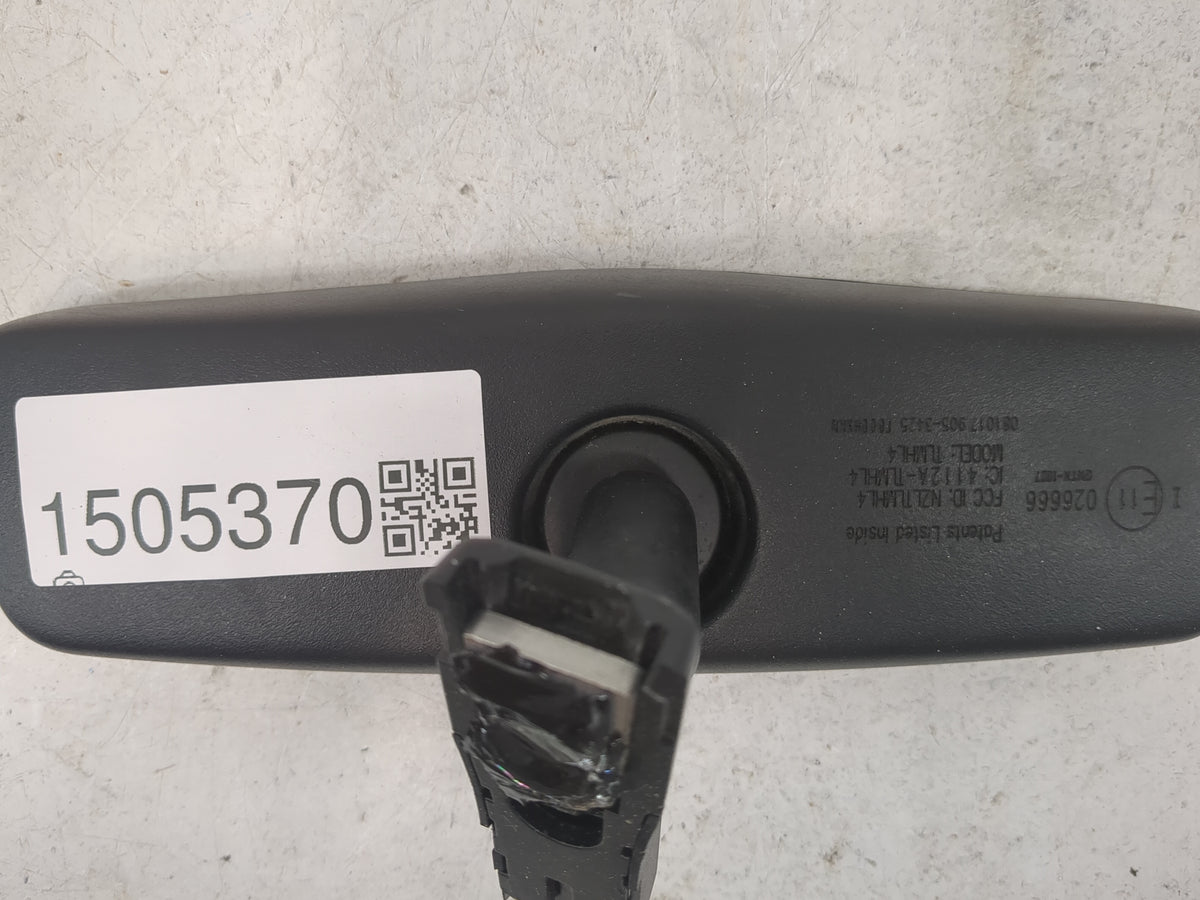 2014-2018 Hyundai Tucson Interior Rear View Mirror Replacement OEM P/N:E11 026666 NZLTLMHL4 Fits OEM Used Auto Parts - Oemus