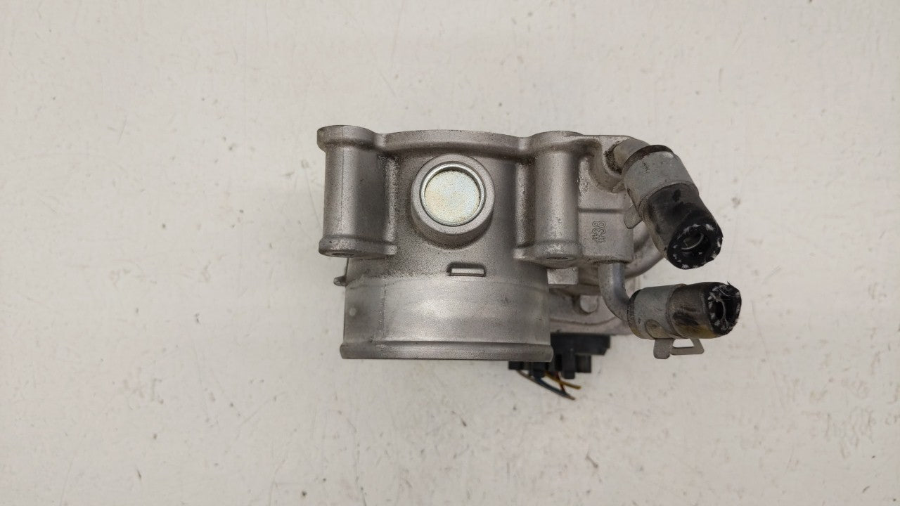 2014-2018 Hyundai Tucson Throttle Body P/N:35100-2E000 Fits Fits 2011 2012 2013 2014 2015 2016 2017 2018 2019 OEM Used Auto 