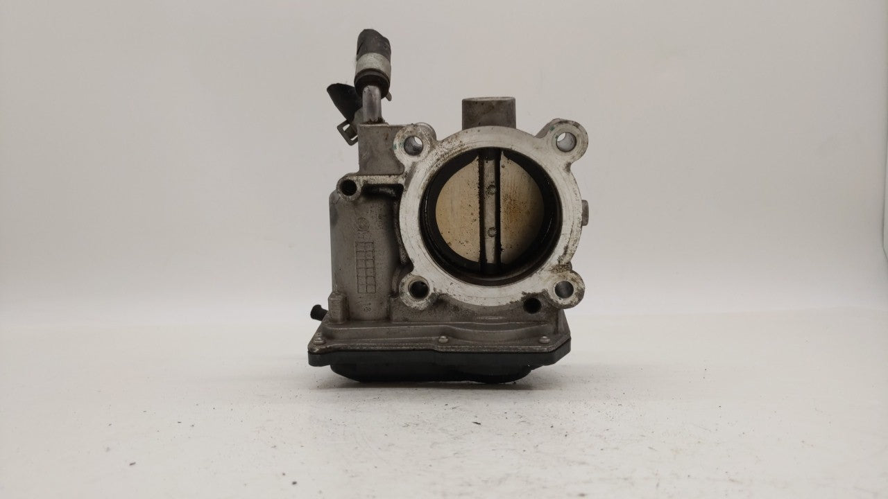 2014-2018 Hyundai Tucson Throttle Body P/N:35100-2E000 Fits Fits 2011 2012 2013 2014 2015 2016 2017 2018 2019 OEM Used Auto 