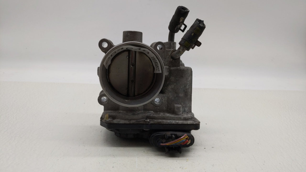 2014-2018 Hyundai Tucson Throttle Body P/N:35100-2E000 Fits Fits 2011 2012 2013 2014 2015 2016 2017 2018 2019 OEM Used Auto 
