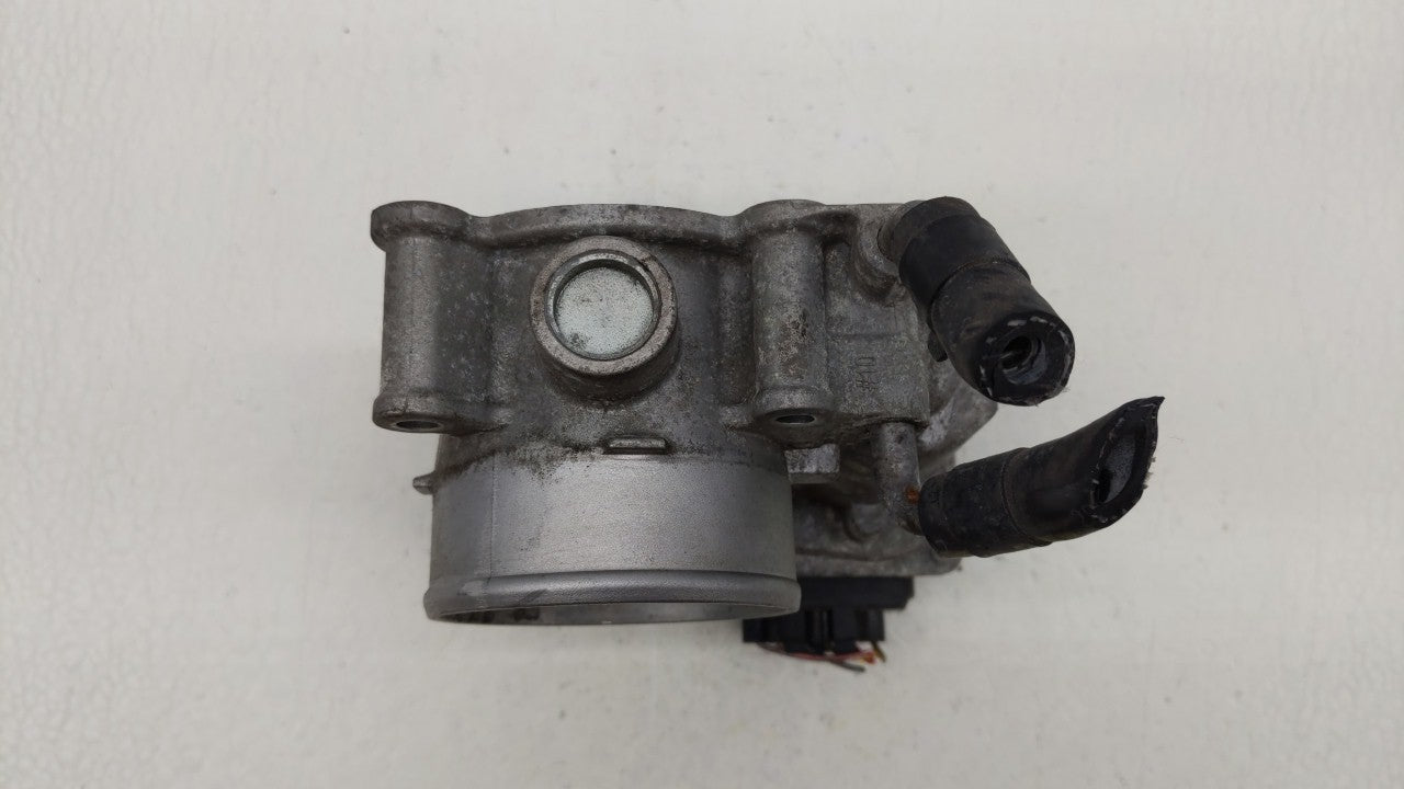 2014-2018 Hyundai Tucson Throttle Body P/N:35100-2E000 Fits Fits 2011 2012 2013 2014 2015 2016 2017 2018 2019 OEM Used Auto 