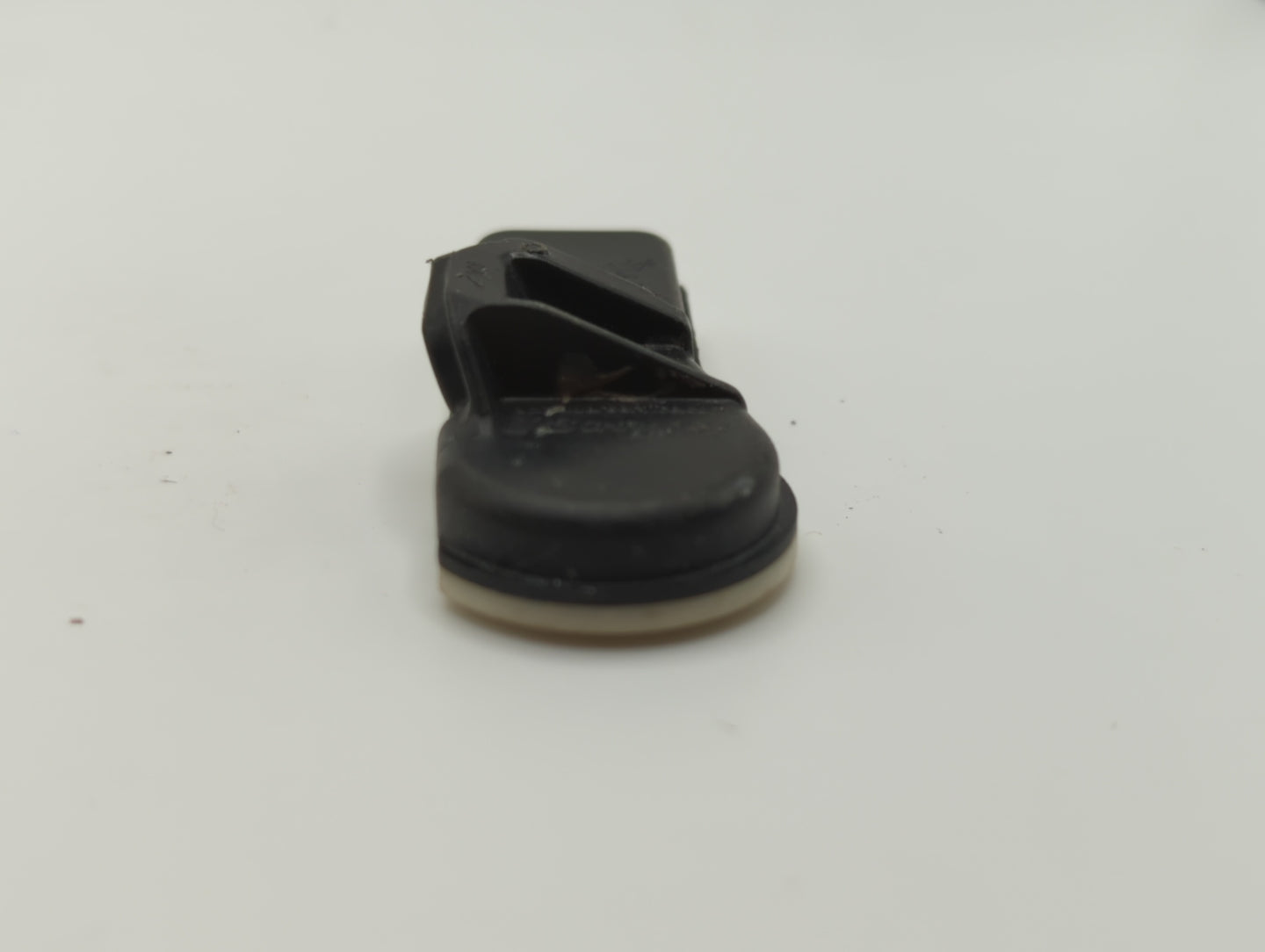 2018 Hyundai Tucson Tire Pressure Monitoring System Sensor Tpms - Oemusedautoparts1.com