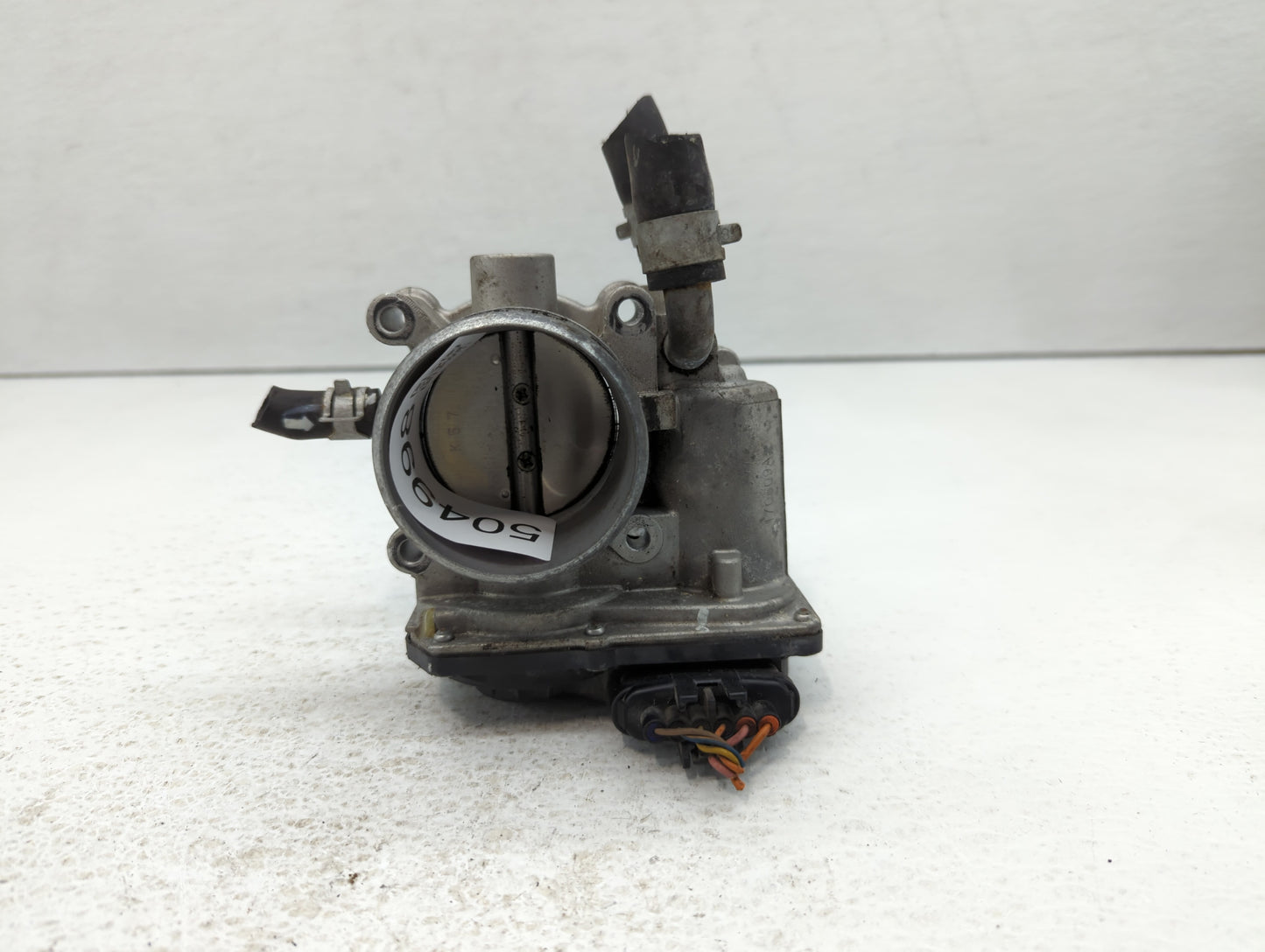 2016-2018 Hyundai Tucson Throttle Body P/N:35100-2B340 Fits Fits 2015 2016 2017 2018 2019 2020 2021 2022 OEM Used Auto Parts