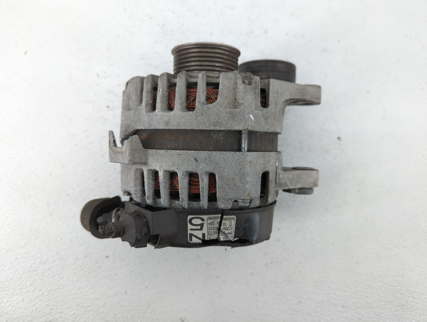 2016-2021 Hyundai Tucson Alternator Replacement Generator Charging Assembly Engine OEM P/N:2624670 Fits OEM Used Auto Parts 