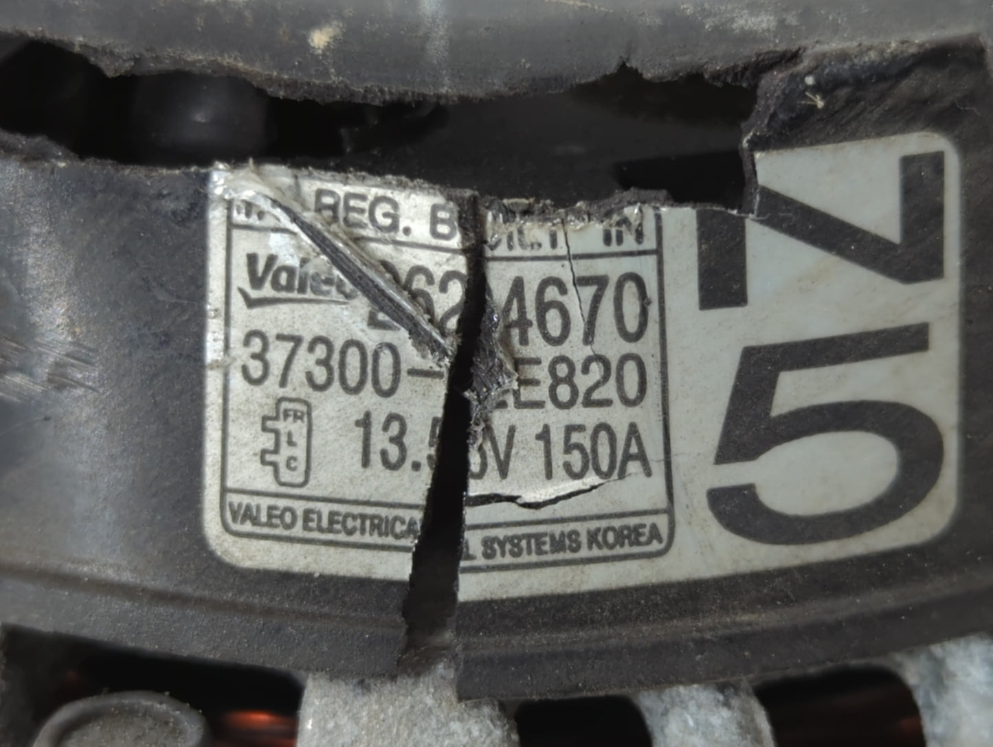 2016-2021 Hyundai Tucson Alternator Replacement Generator Charging Assembly Engine OEM P/N:2624670 Fits OEM Used Auto Parts 