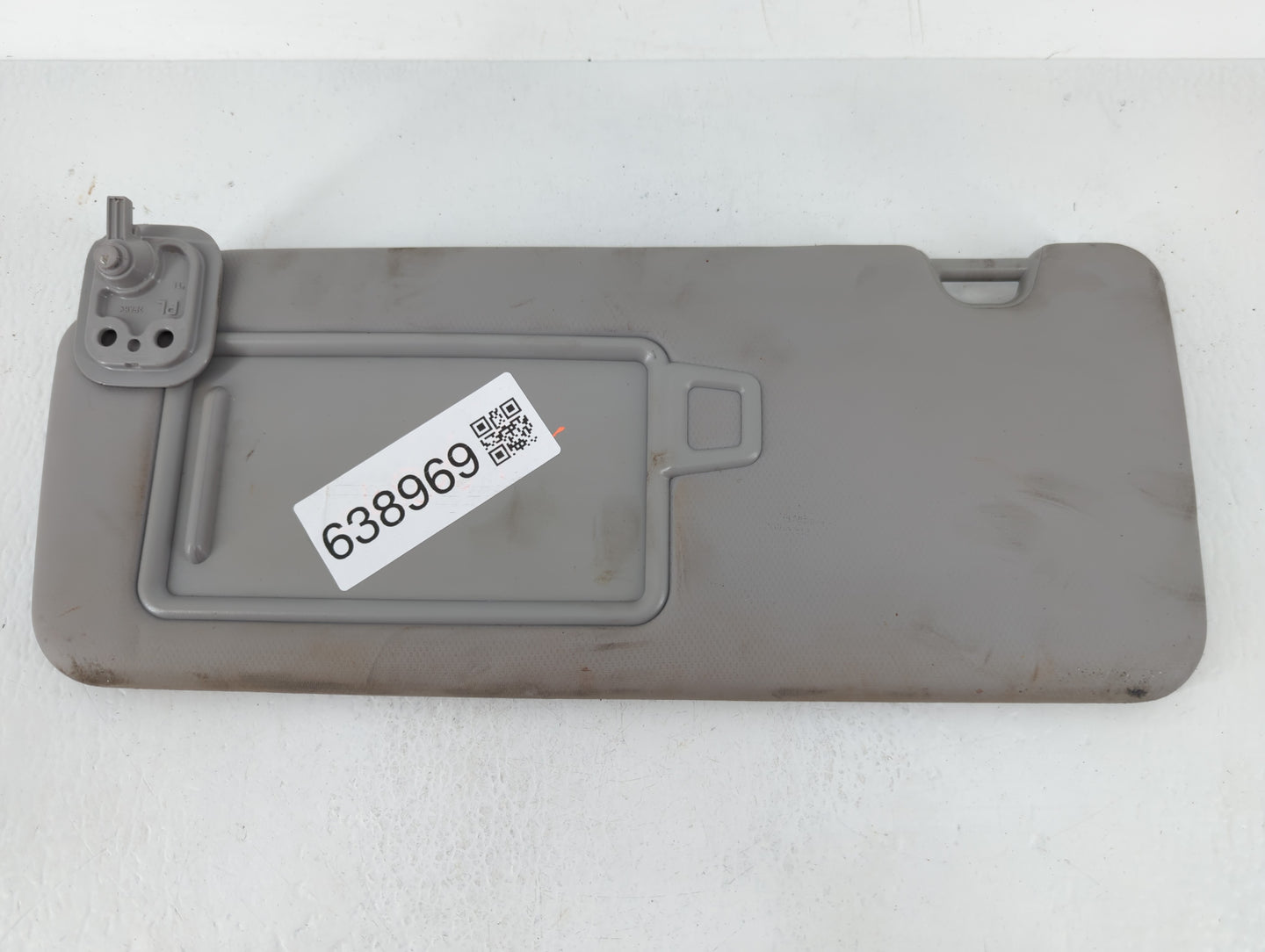 2016-2018 Hyundai Tucson Sun Visor Shade Replacement Driver Left Mirror Fits Fits 2016 2017 2018 OEM Used Auto Parts - Oemus