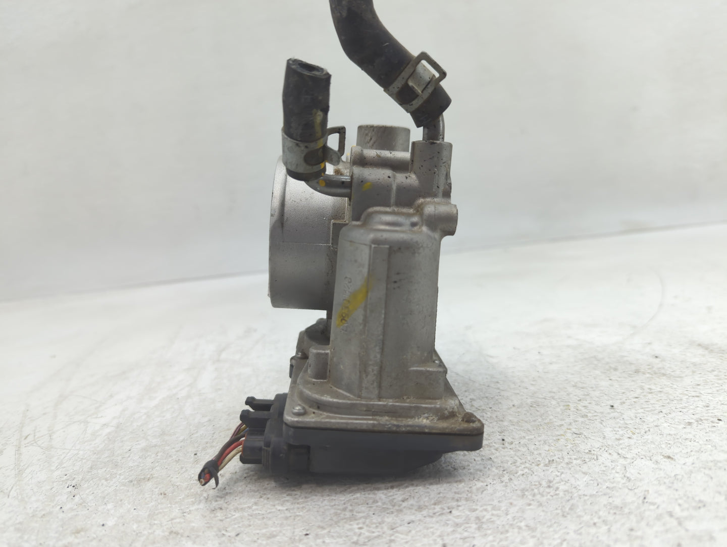 2014-2021 Hyundai Tucson Throttle Body P/N:35100-2E000 Fits Fits 2011 2012 2013 2014 2015 2016 2017 2018 2019 2020 2021 OEM 