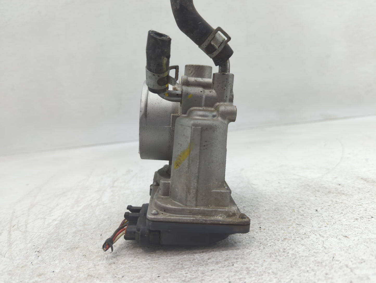 2014-2021 Hyundai Tucson Throttle Body P/N:35100-2E000 Fits Fits 2011 2012 2013 2014 2015 2016 2017 2018 2019 2020 2021 OEM 