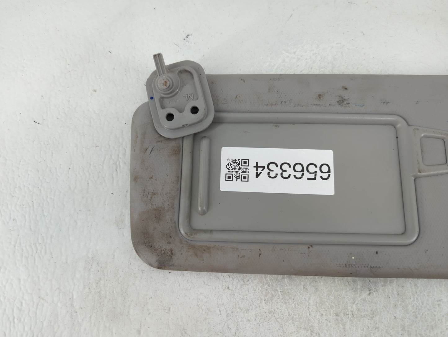 2016-2018 Hyundai Tucson Sun Visor Shade Replacement Driver Left Mirror Fits Fits 2016 2017 2018 OEM Used Auto Parts - Oemus