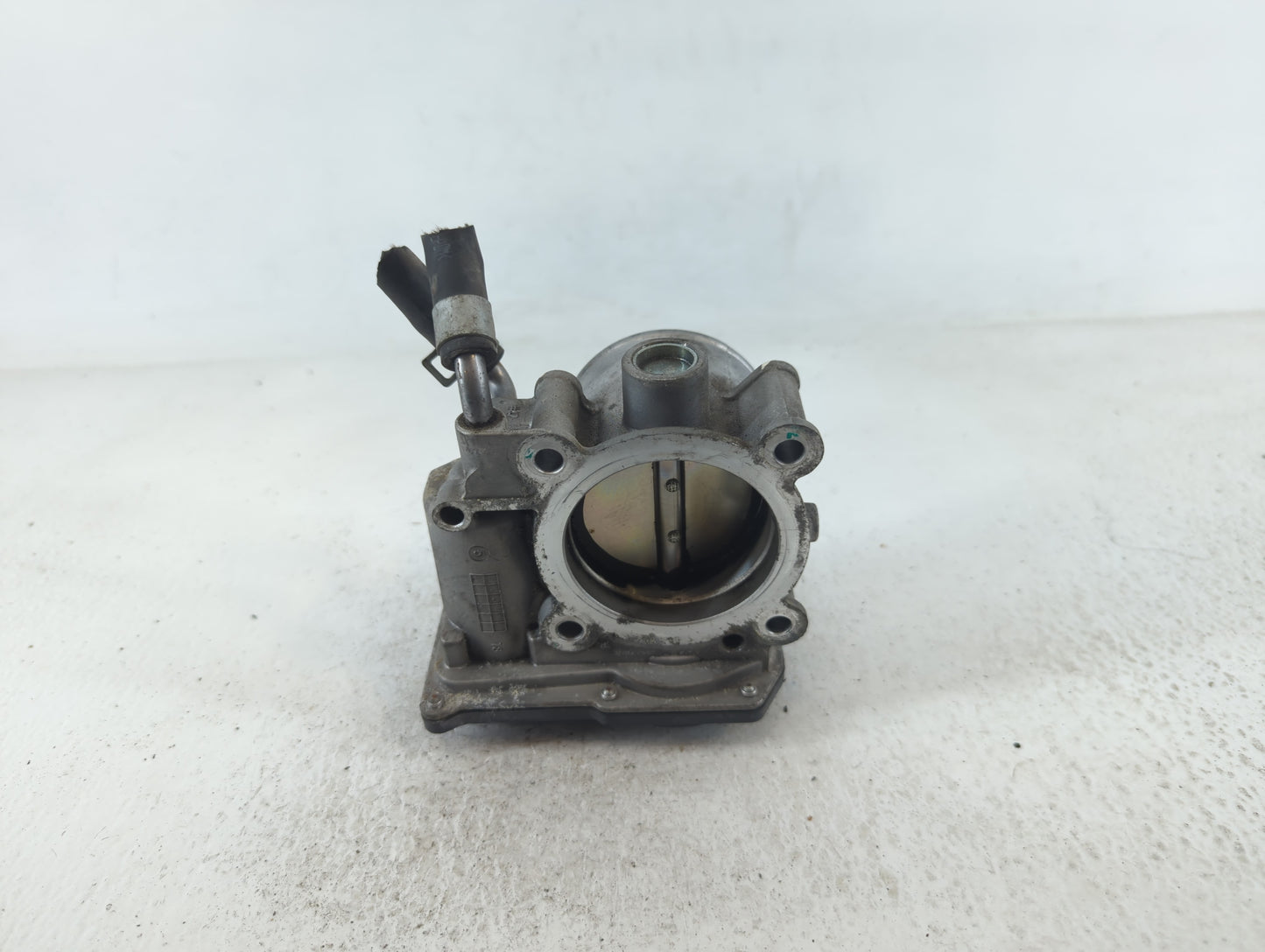 2014-2021 Hyundai Tucson Throttle Body P/N:35100-2E000 Fits Fits 2011 2012 2013 2014 2015 2016 2017 2018 2019 2020 2021 OEM 
