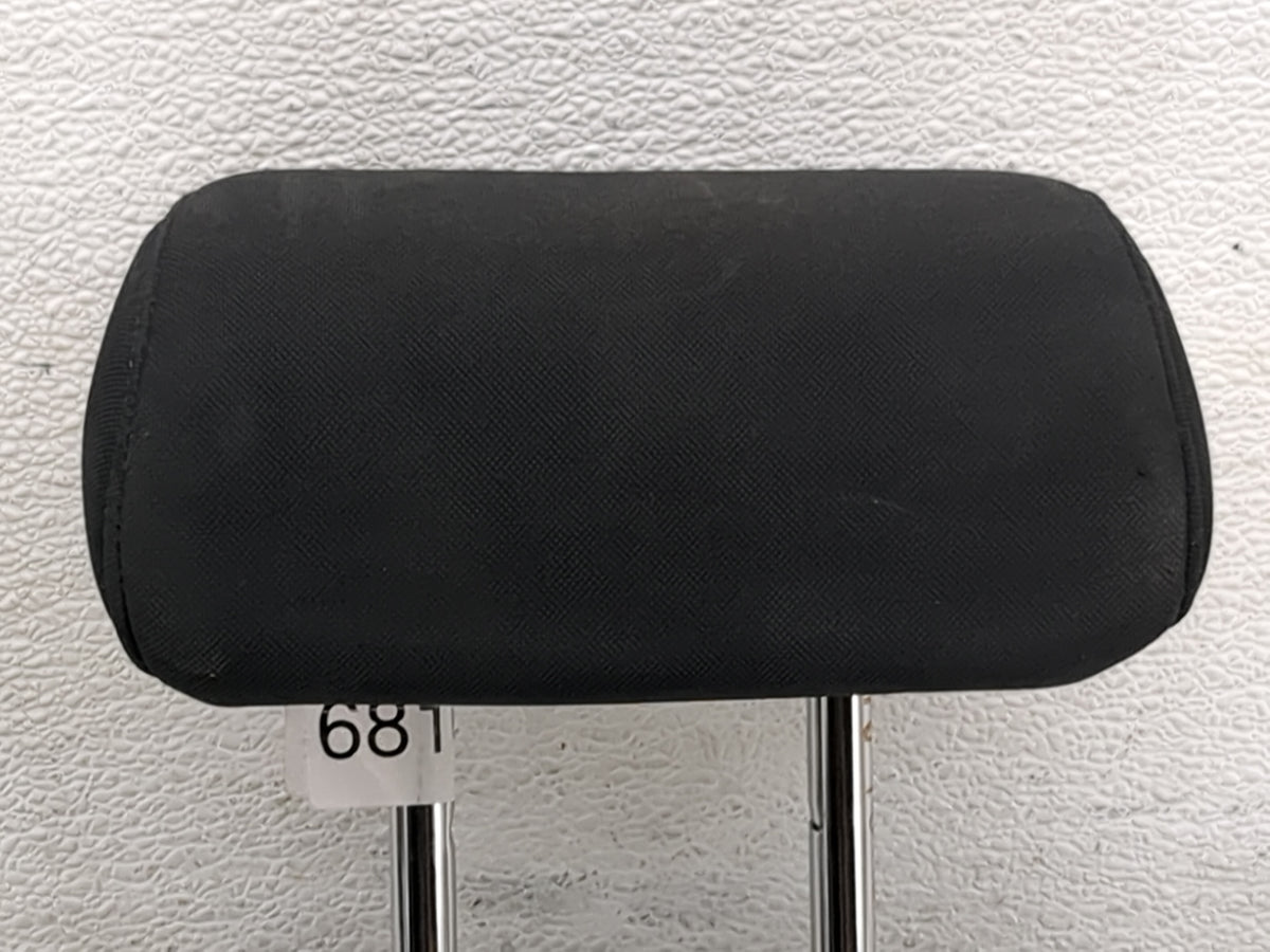 2018 Hyundai Tucson Headrest Head Rest Front Driver Seat Black 681054 - Oemusedautoparts1.com