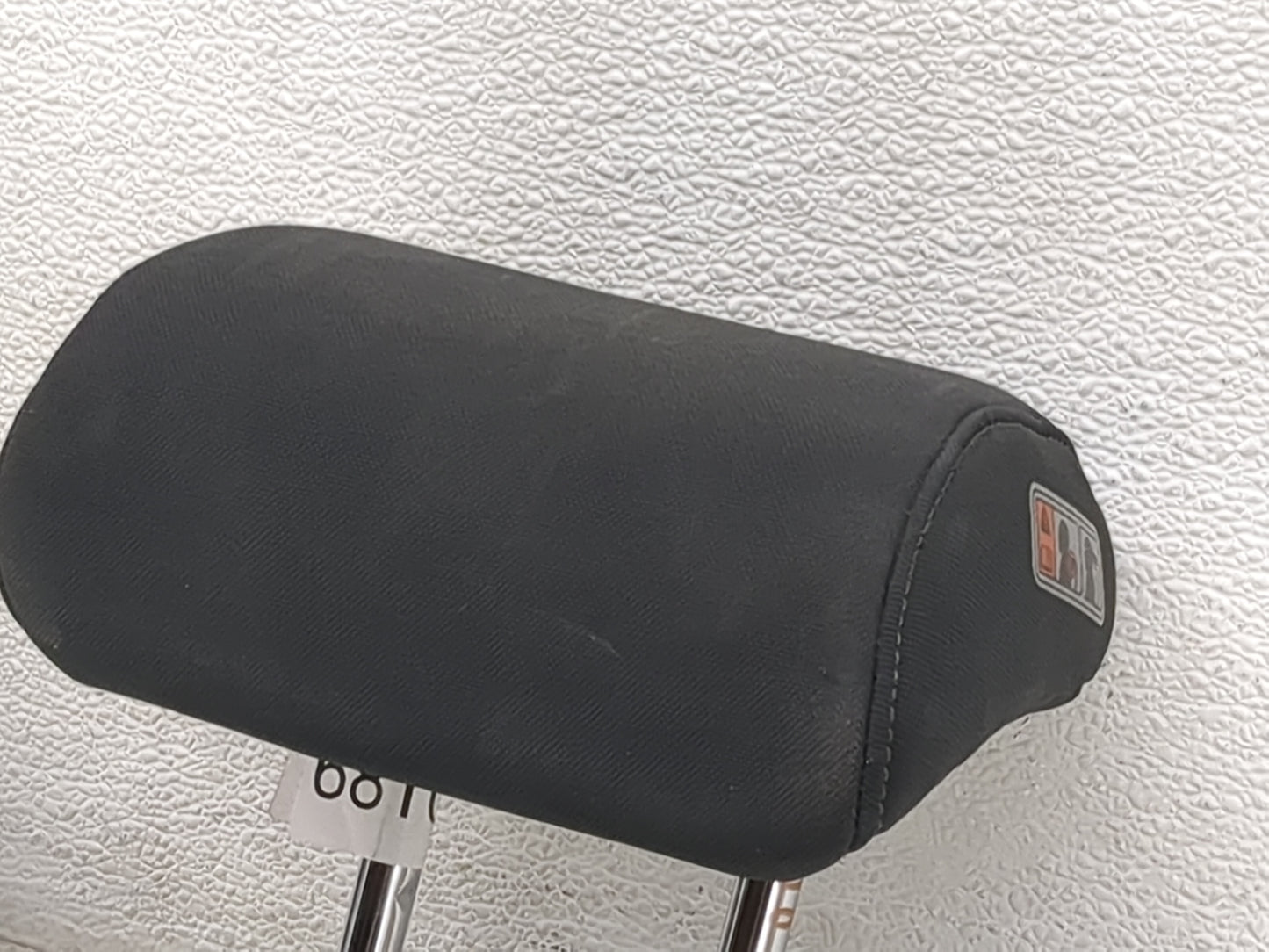 2016-2018 Hyundai Tucson Headrest Head Rest Front Driver Seat Black 681054 - Oemusedautoparts1.com
